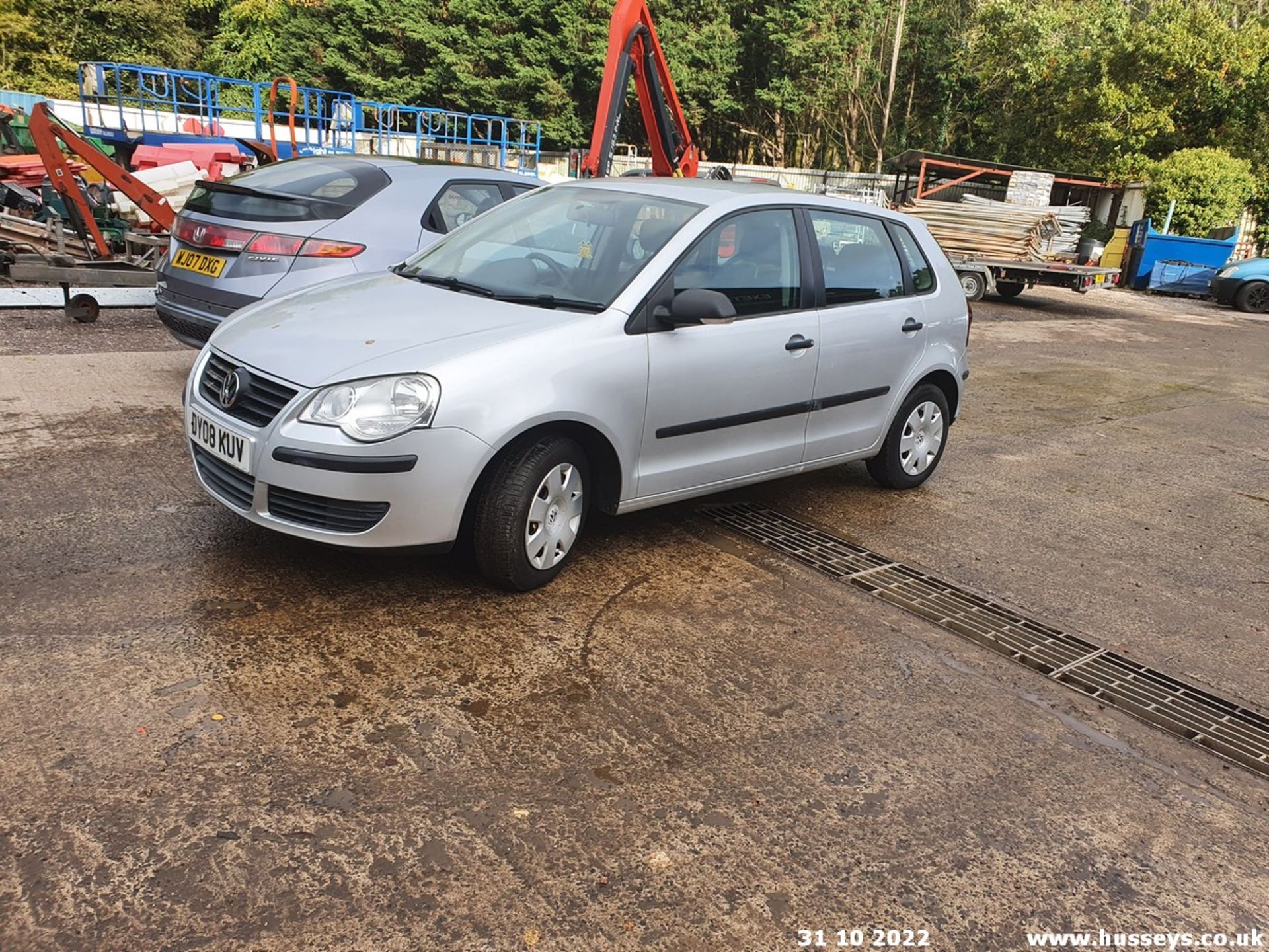 08/08 VOLKSWAGEN POLO E 60 - 1198cc 5dr Hatchback (Silver) - Image 3 of 24