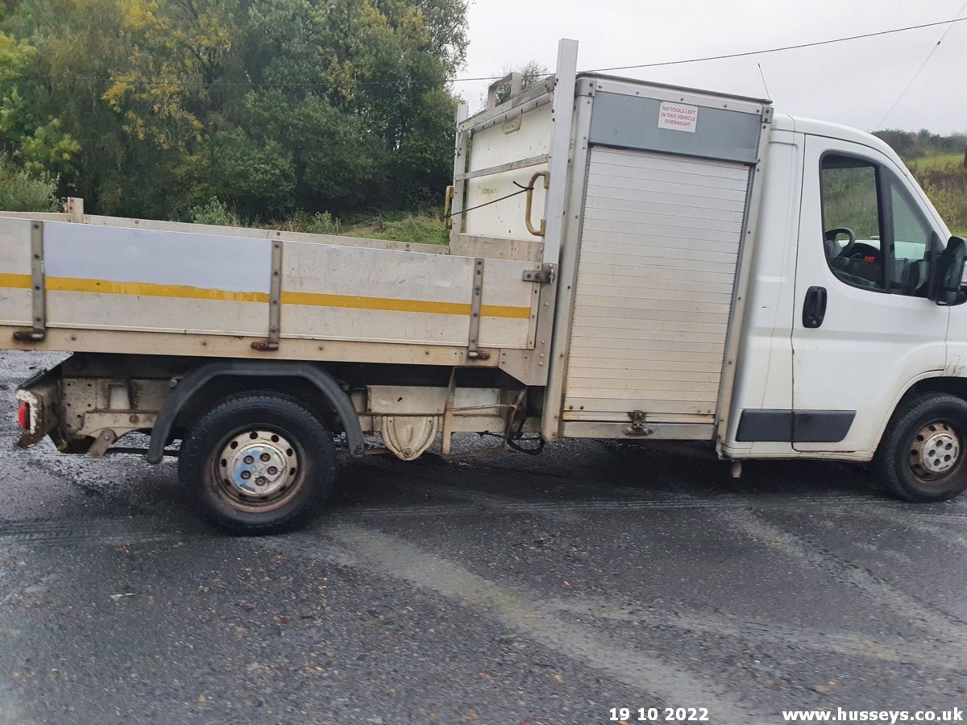 14/14 PEUGEOT BOXER 335 L2S HDI - 2198cc 2dr Tipper (White, 112k) - Image 10 of 32