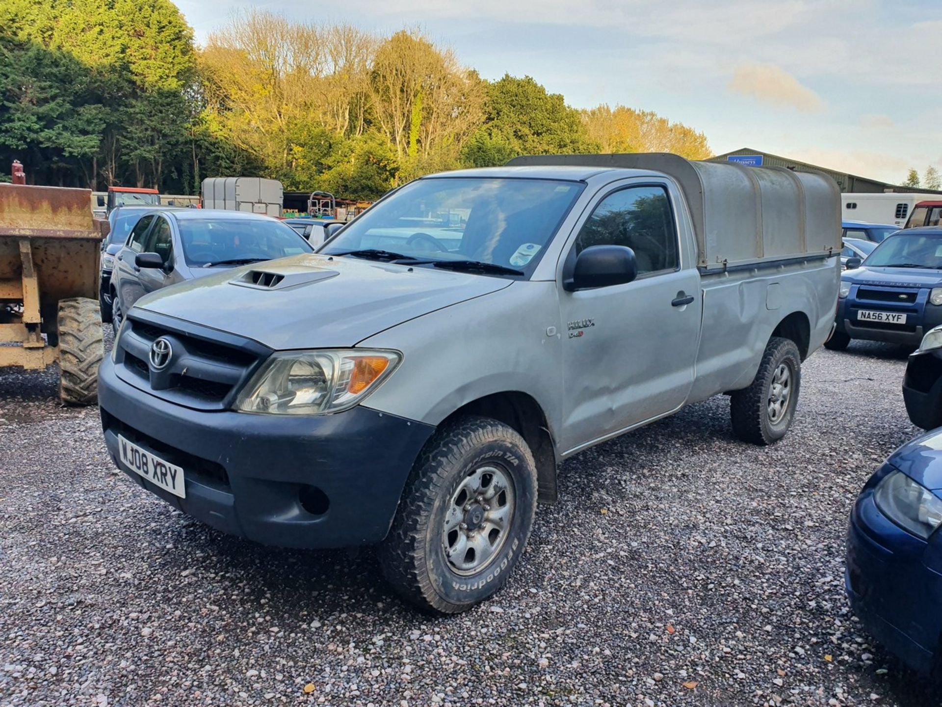 08/08 TOYOTA HILUX HL2 D-4D 4X4 S/C - 2494cc 2dr 4x4 (Silver, 78k) - Image 16 of 32