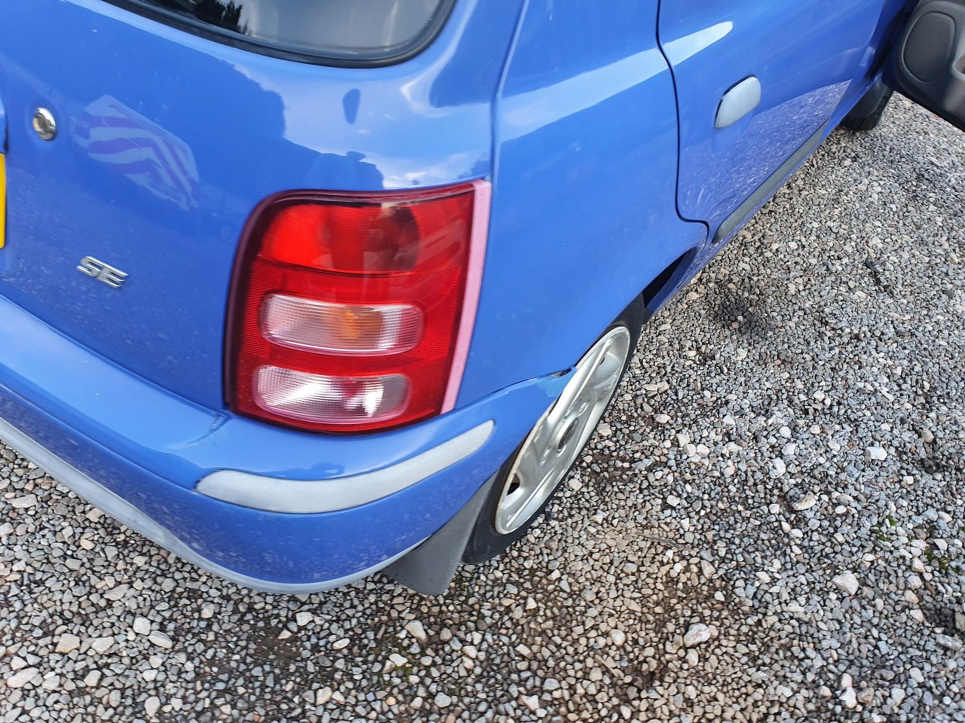 01/51 NISSAN MICRA SE 16V AUTO - 1348cc 5dr Hatchback (Blue, 44k) - Image 36 of 39