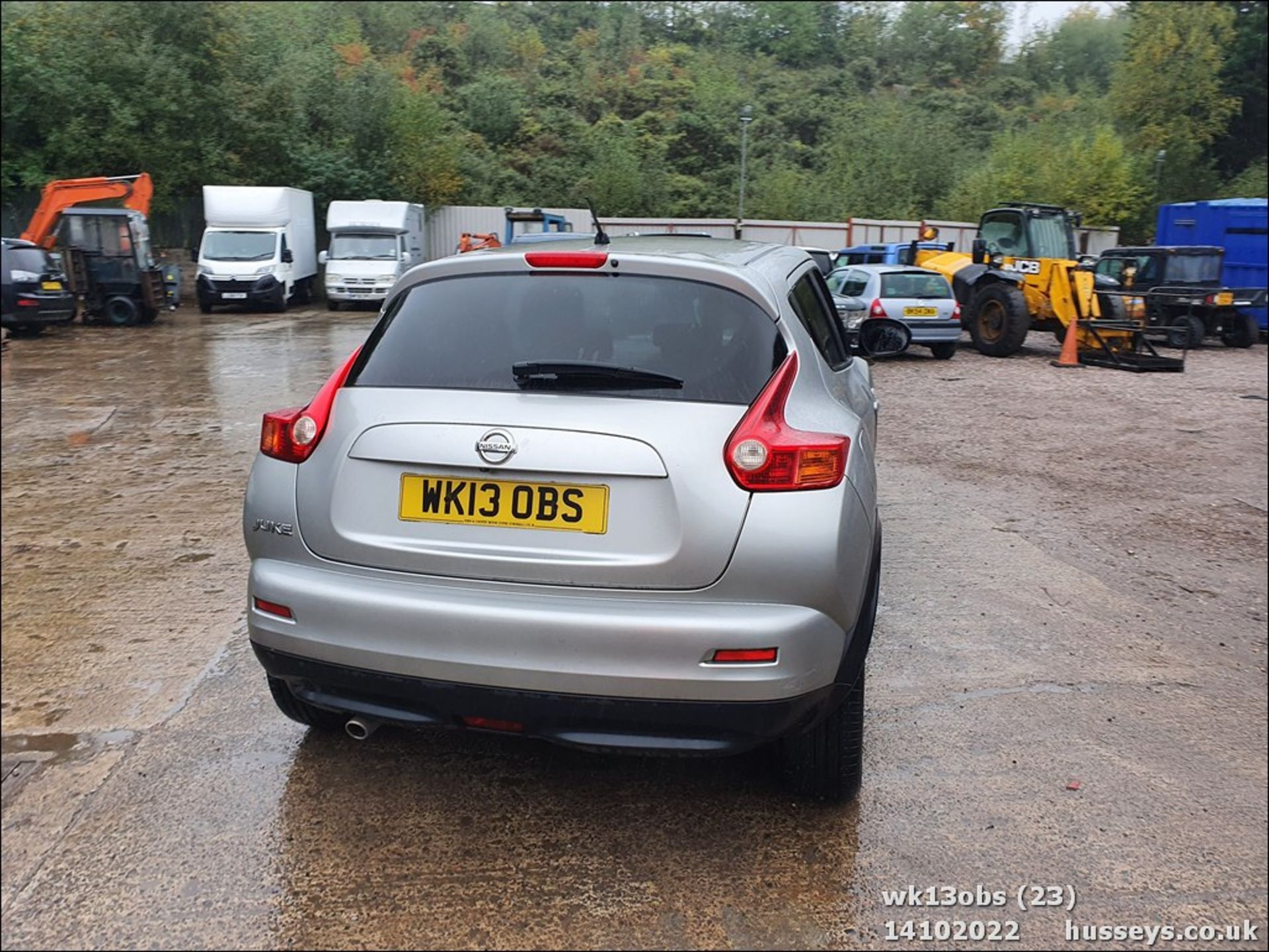 13/13 NISSAN JUKE ACENTA PREMIUM CVT - 1598cc 5dr Hatchback (Silver, 66k) - Image 23 of 42