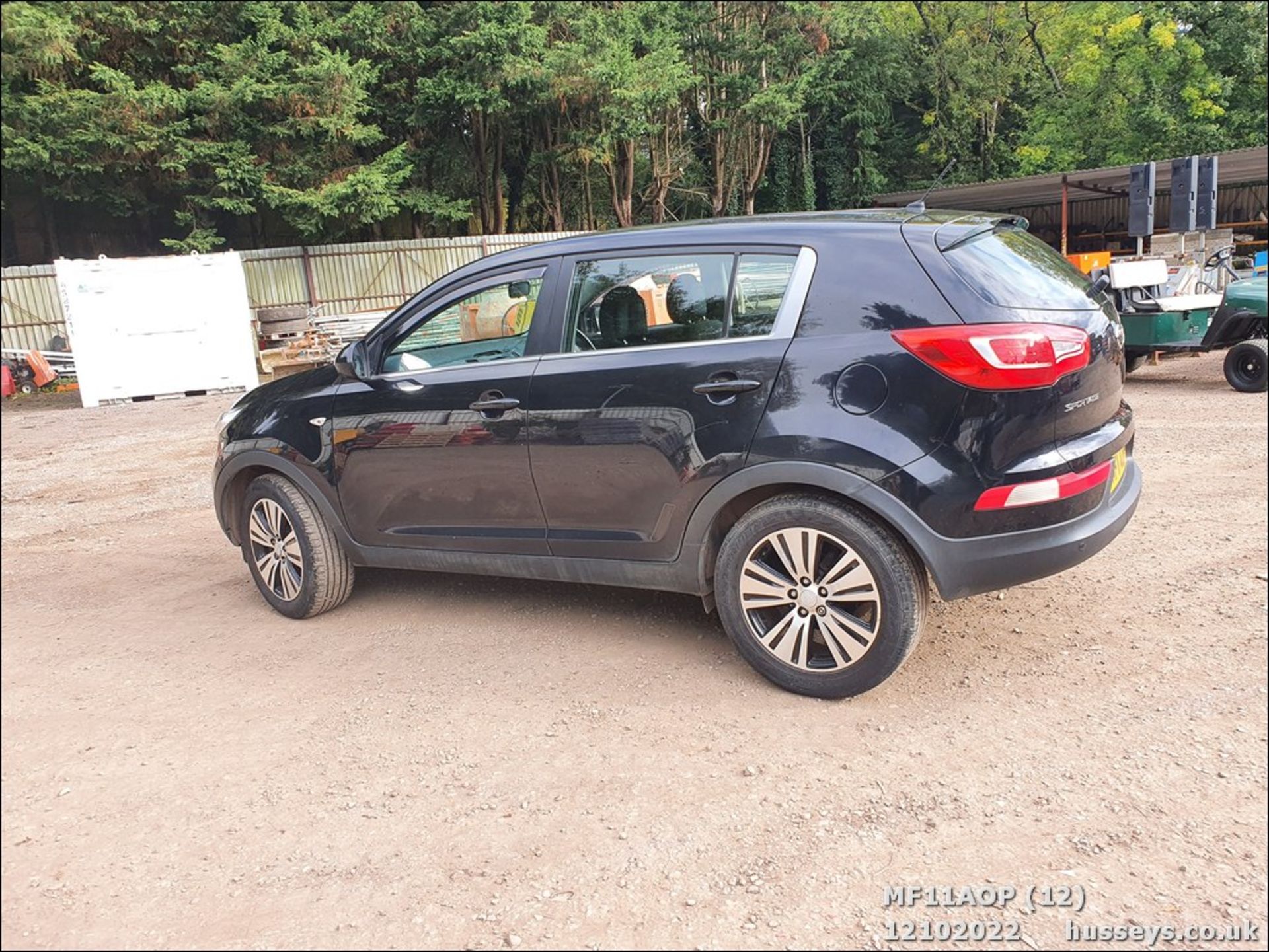 11/11 KIA SPORTAGE 1 CRDI - 1685cc 5dr Estate (Black, 135k) - Image 12 of 37