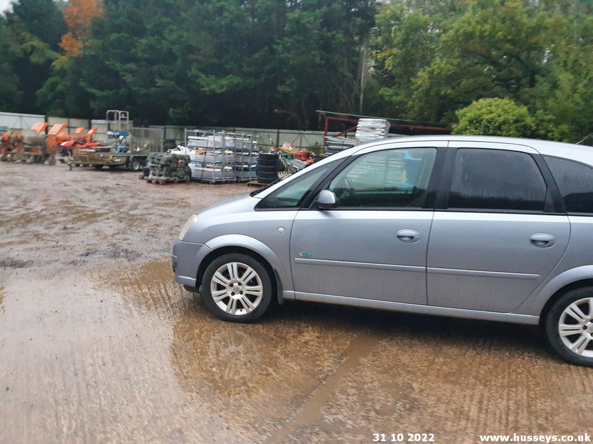 06/06 VAUXHALL MERIVA ACTIVE - 1364cc 5dr MPV (Silver, 66k) - Image 16 of 36