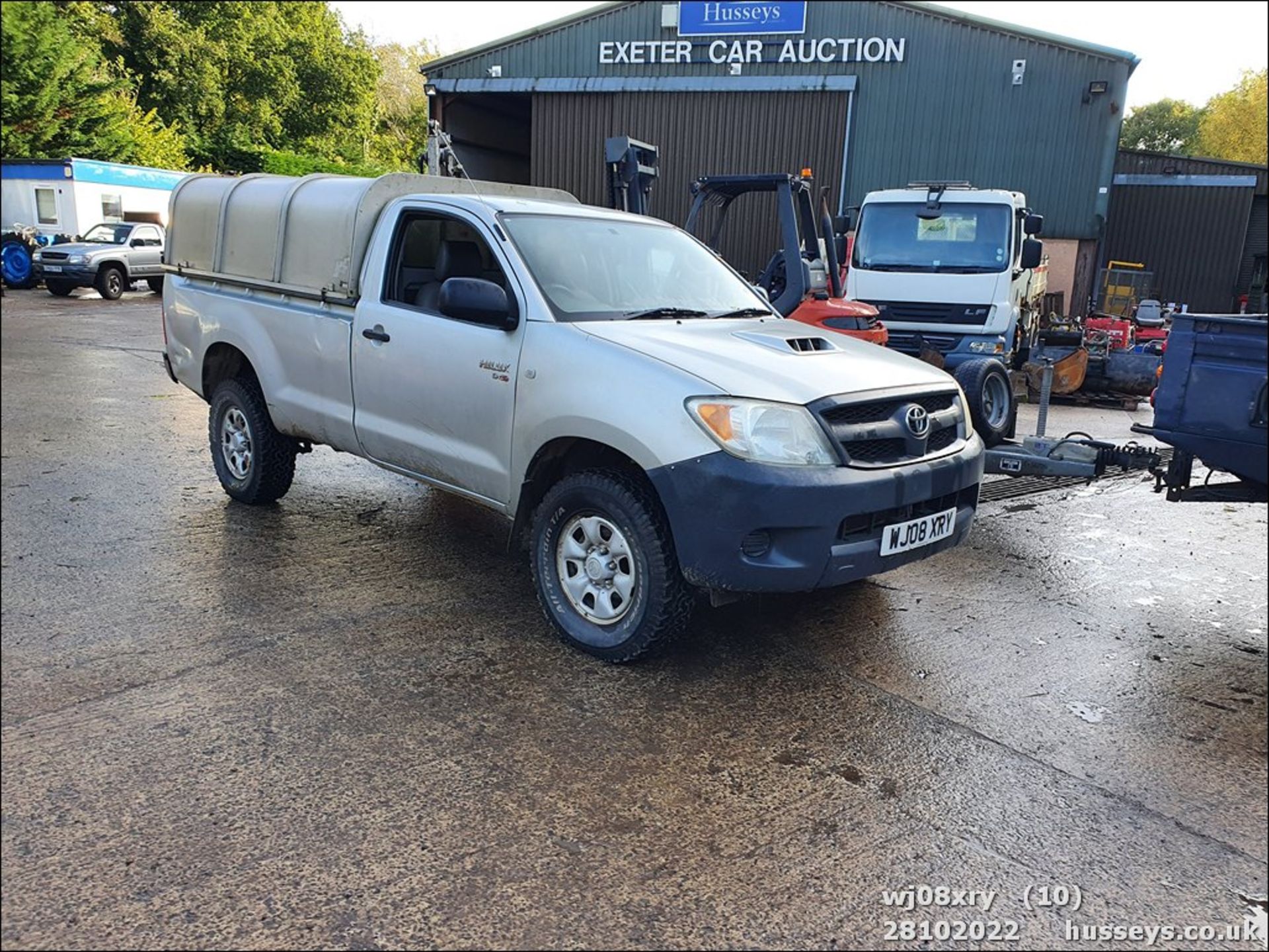 08/08 TOYOTA HILUX HL2 D-4D 4X4 S/C - 2494cc 2dr 4x4 (Silver, 78k) - Image 19 of 32