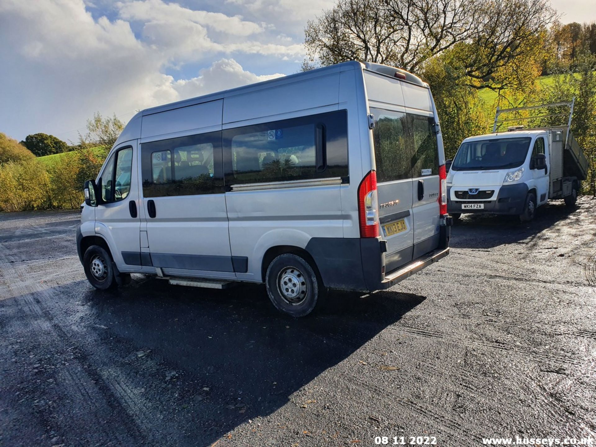 13/13 PEUGEOT BOXER 333 L2H2 HDI - 2198cc 5dr Minibus (Silver, 35k) - Image 9 of 46