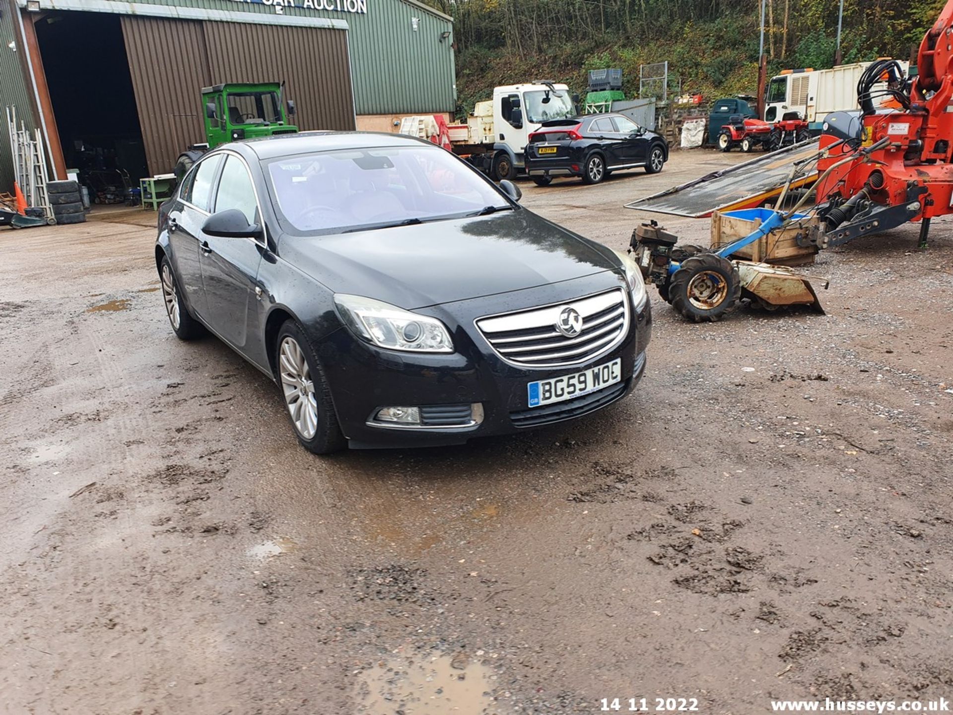 10/59 VAUXHALL INSIGNIA ELITE NAV CDTI - 1956cc 5dr Hatchback (Black, 62k) - Image 13 of 51