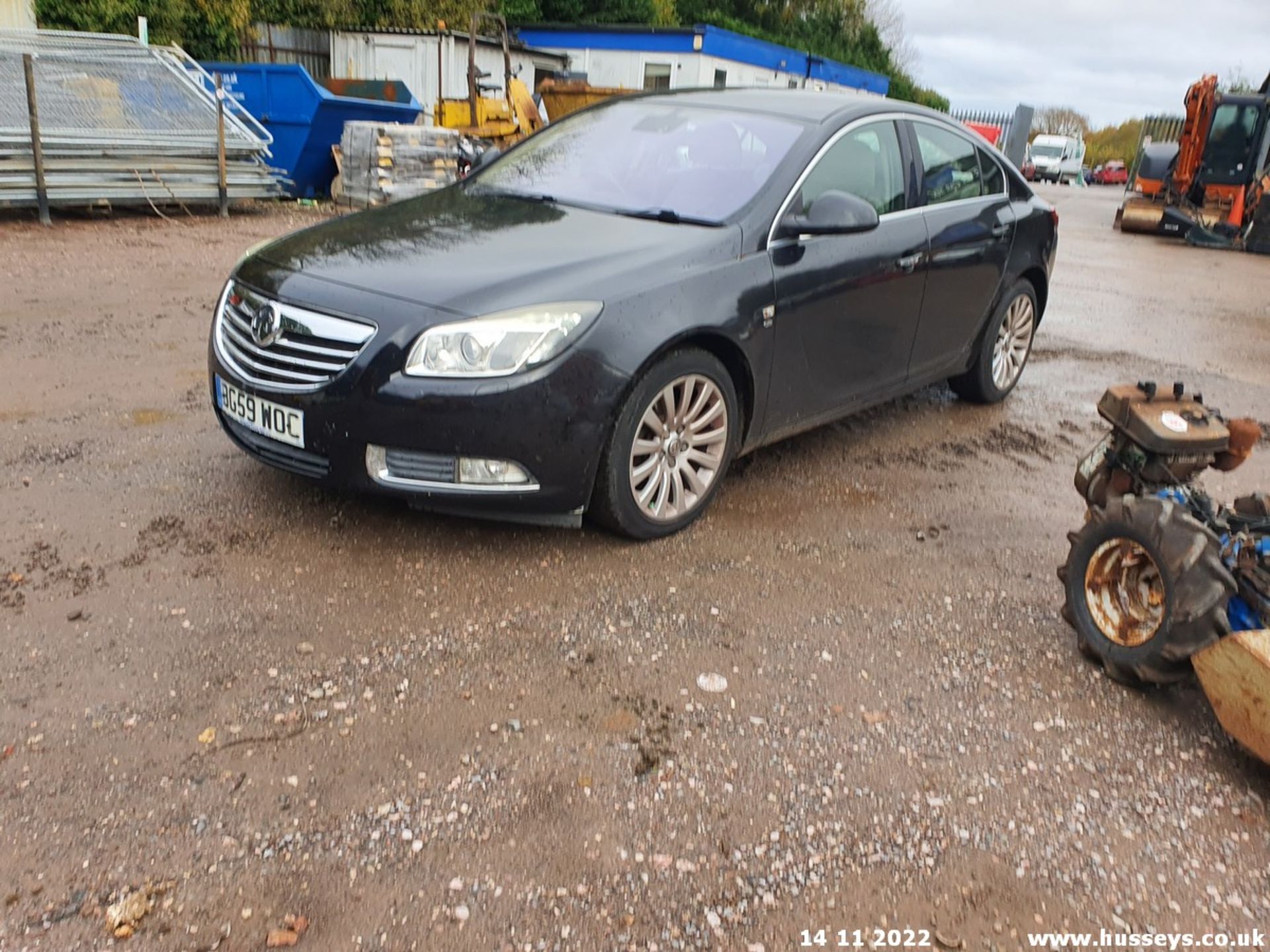 10/59 VAUXHALL INSIGNIA ELITE NAV CDTI - 1956cc 5dr Hatchback (Black, 62k) - Image 2 of 51