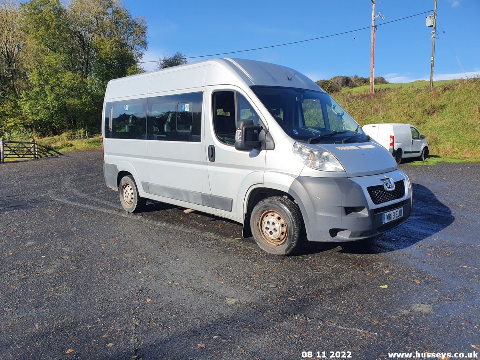 13/13 PEUGEOT BOXER 333 L2H2 HDI - 2198cc 5dr Minibus (Silver, 35k) - Image 21 of 46