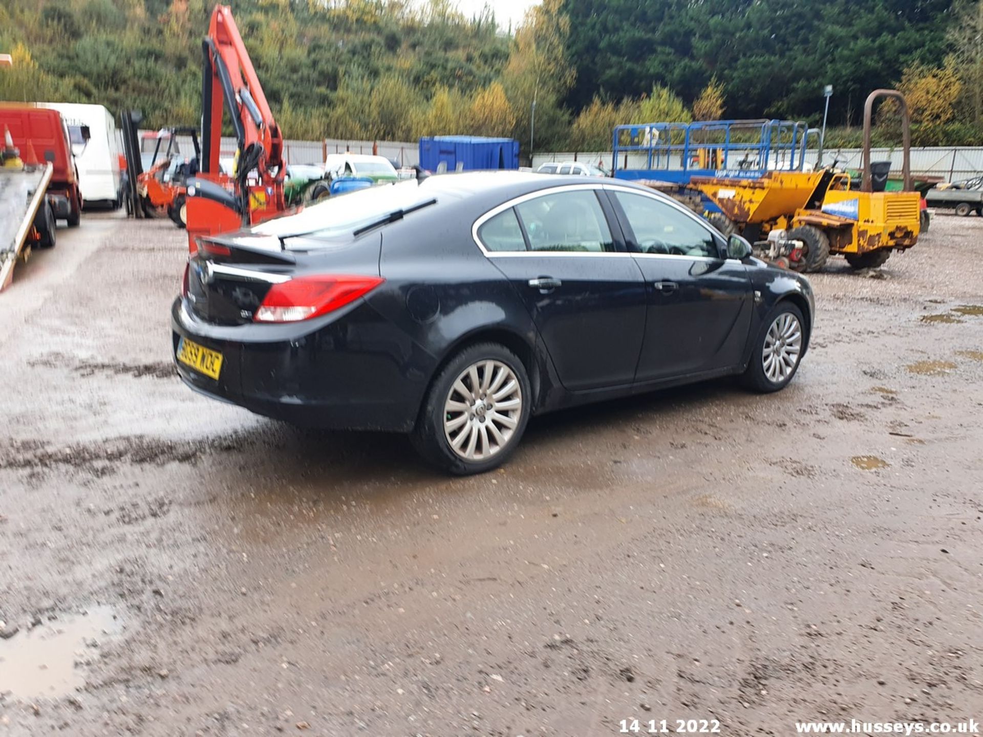 10/59 VAUXHALL INSIGNIA ELITE NAV CDTI - 1956cc 5dr Hatchback (Black, 62k) - Image 4 of 51