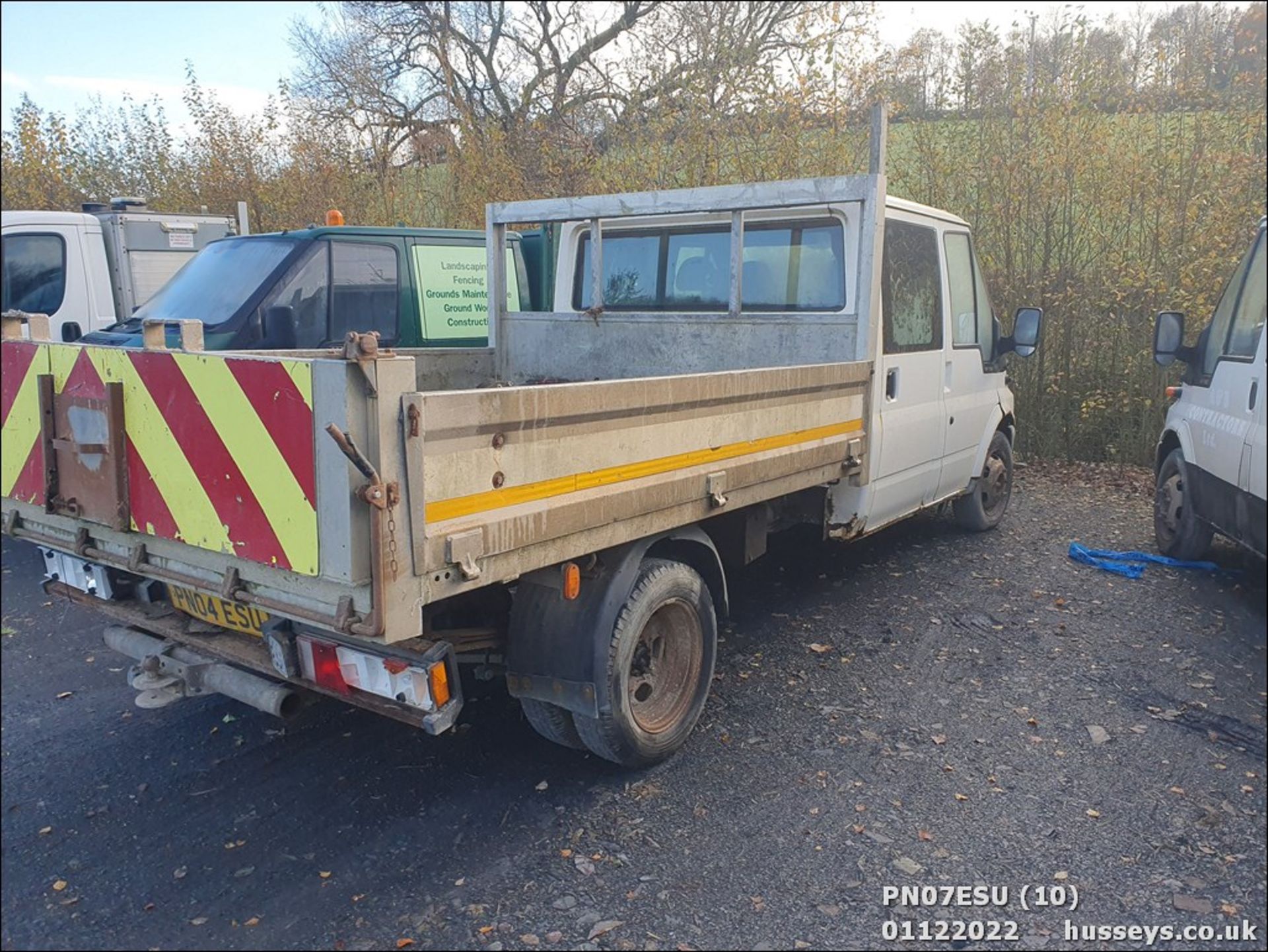 04/04 FORD TRANSIT - 2400cc 4dr (White) - Image 13 of 27