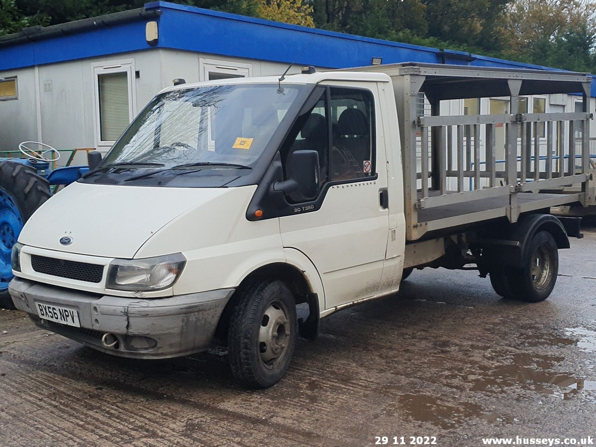 06/56 FORD TRANSIT 350 MWB TD MILK FLOAT 2402cc 2dr (White, 114k)