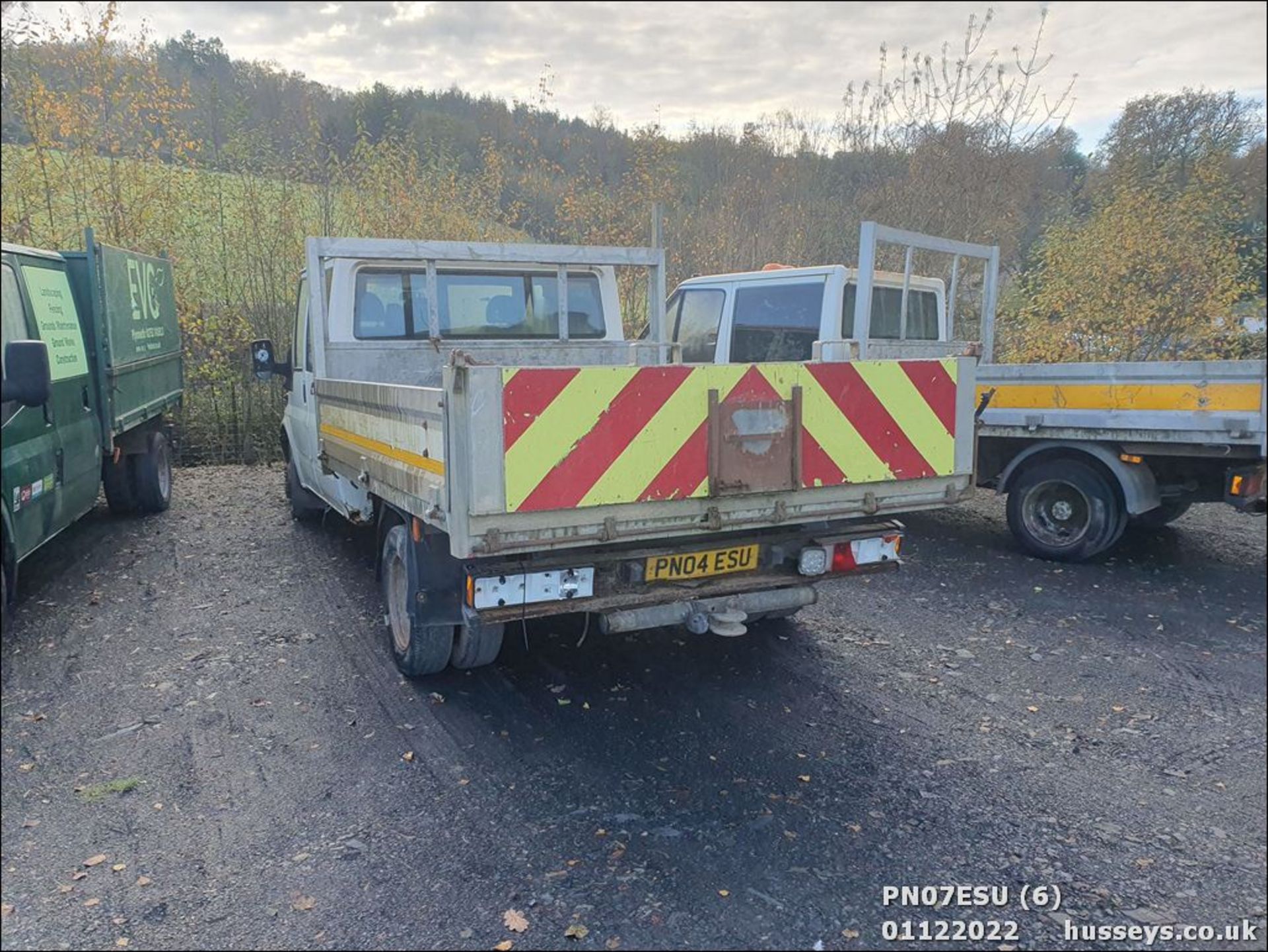 04/04 FORD TRANSIT - 2400cc 4dr (White) - Image 9 of 27