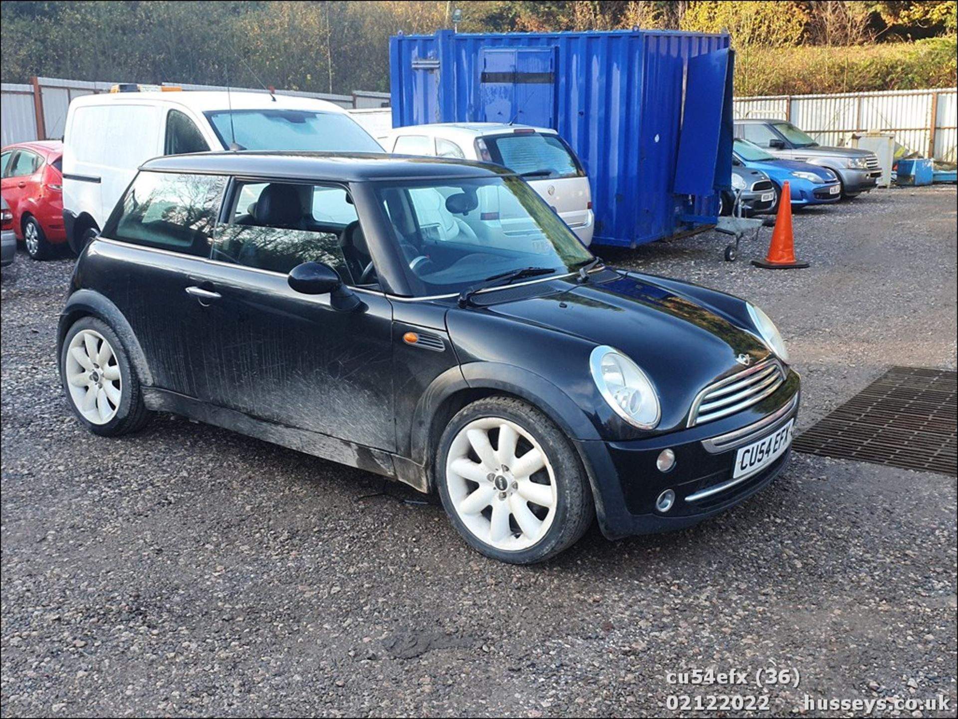 04/54 MINI MINI COOPER - 1598cc 3dr Hatchback (Black) - Image 36 of 38