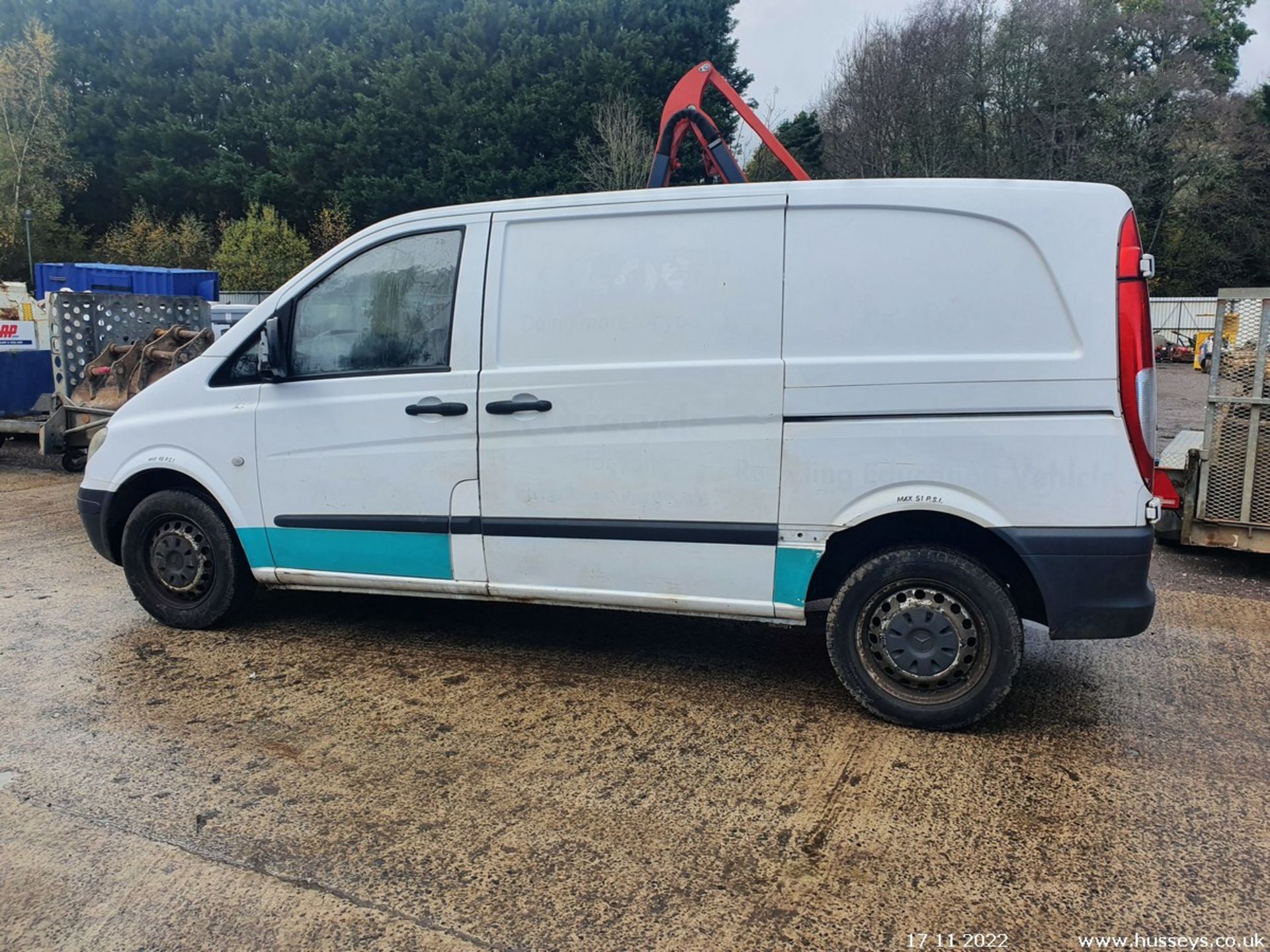 07/57 MERCEDES VITO 115 CDI COMPACT - 2148cc Van (White, 95k) - Image 13 of 27