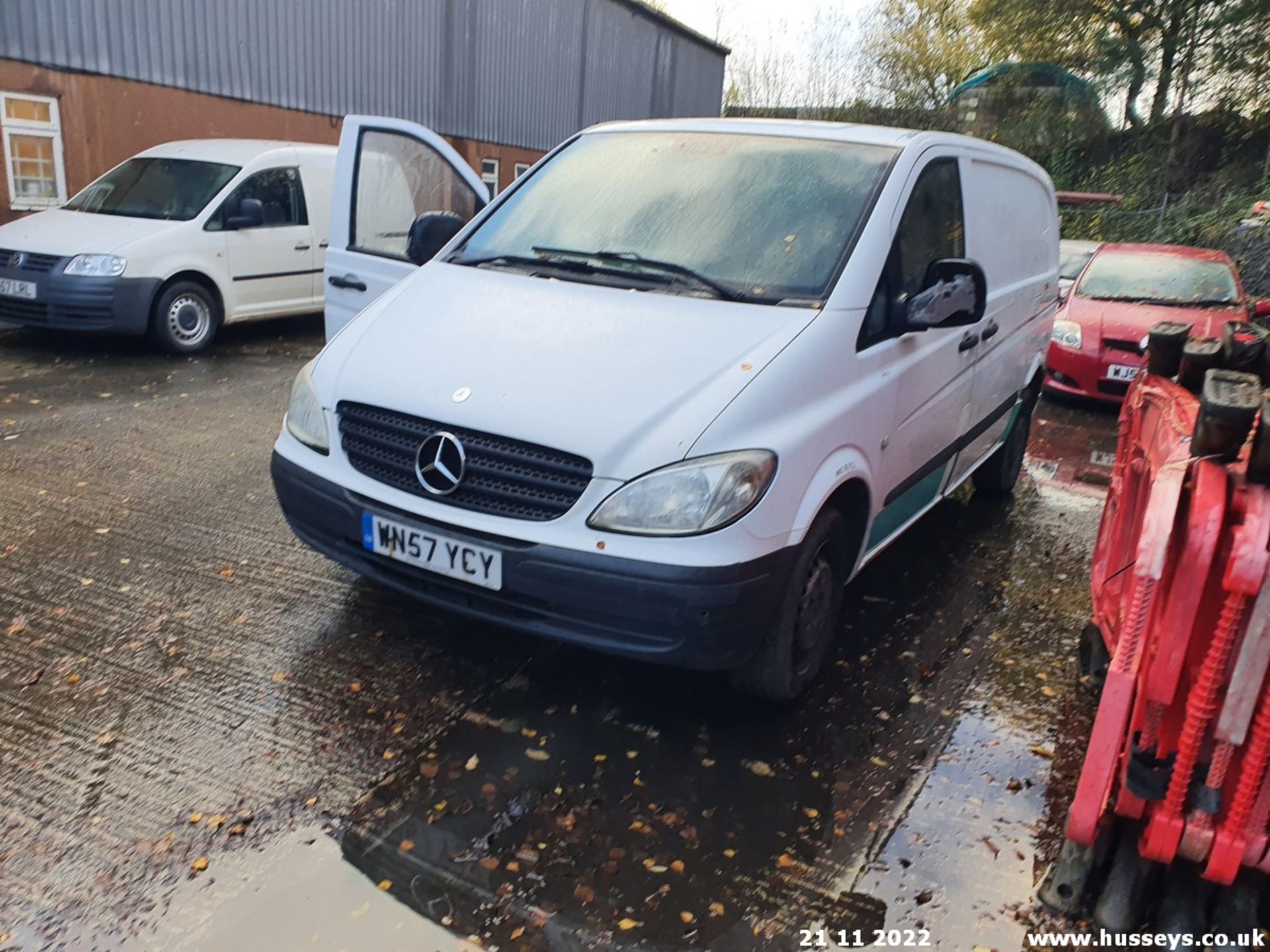 07/57 MERCEDES VITO 115 CDI COMPACT - 2148cc Van (White, 95k) - Image 2 of 27