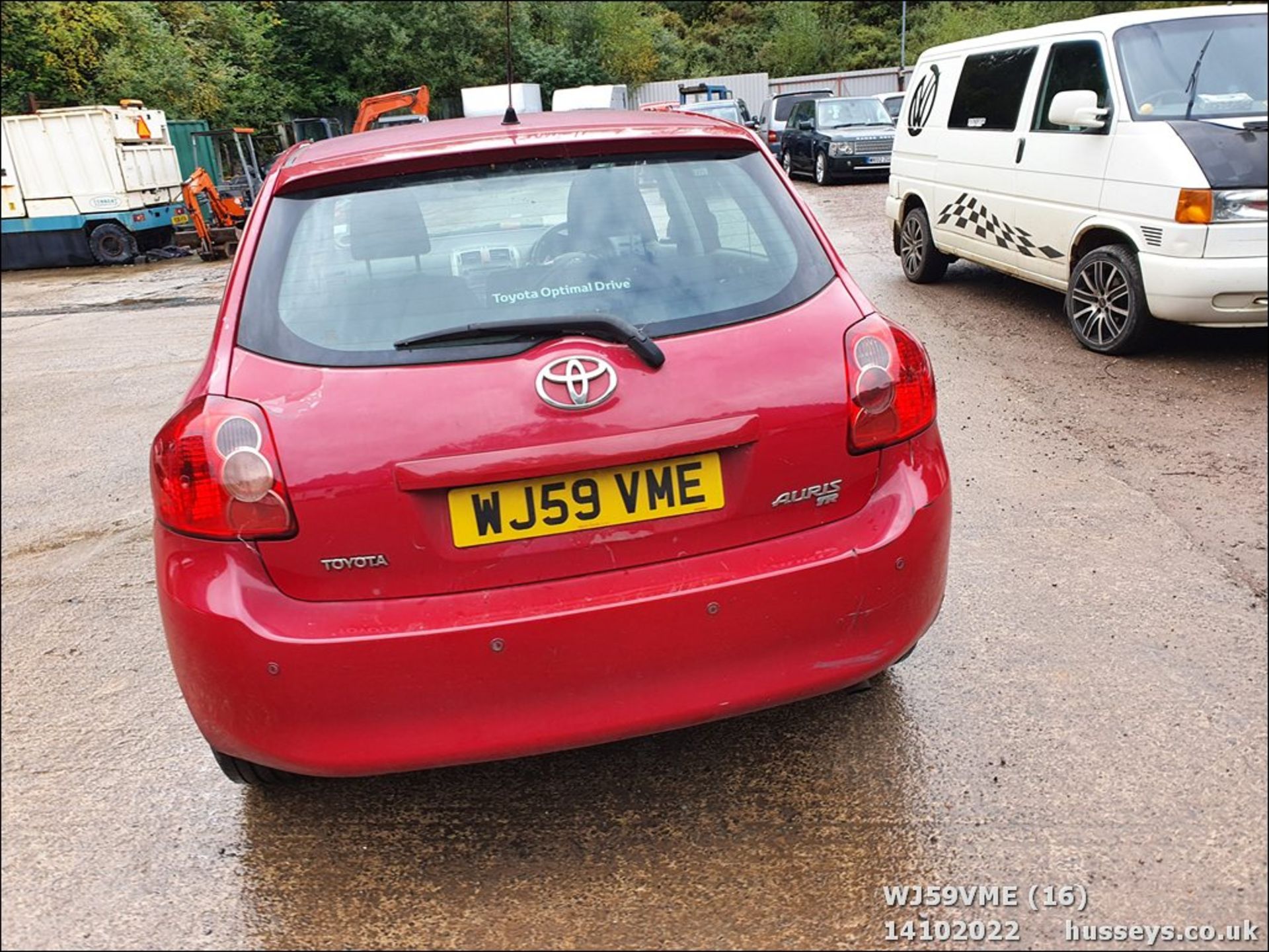 09/59 TOYOTA AURIS TR VALVEMATIC S-A - 1598cc 5dr Hatchback (Red, 183k) - Image 16 of 37