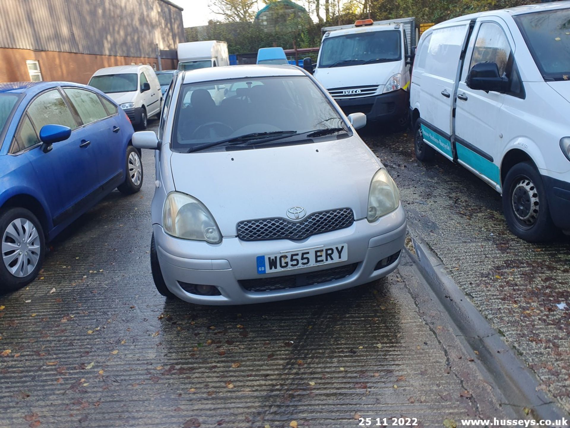 05/55 TOYOTA YARIS COLOUR COLLECTION - 1299cc 5dr Hatchback (Silver, 232k) - Image 4 of 23