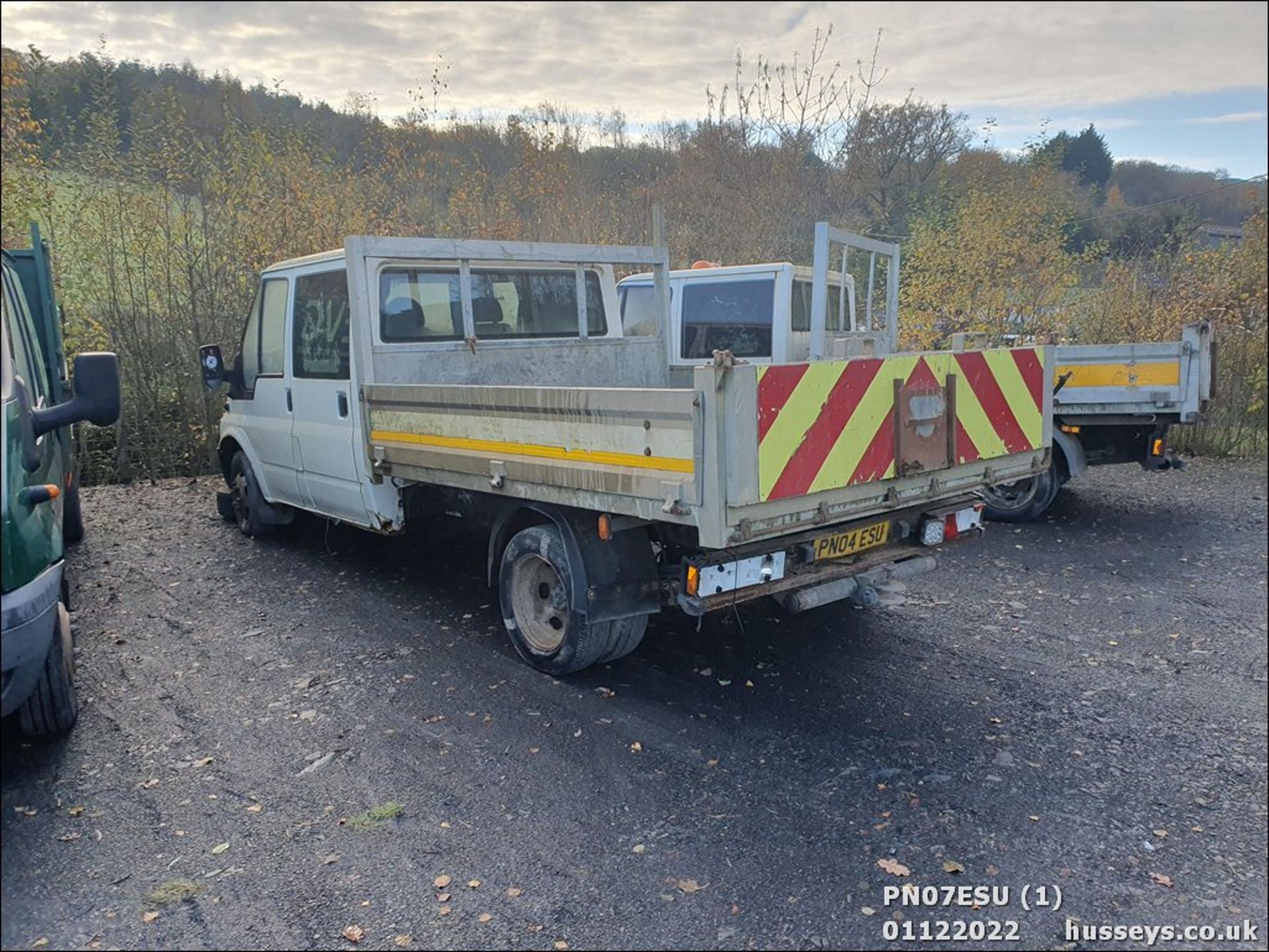 04/04 FORD TRANSIT - 2400cc 4dr (White) - Image 3 of 27