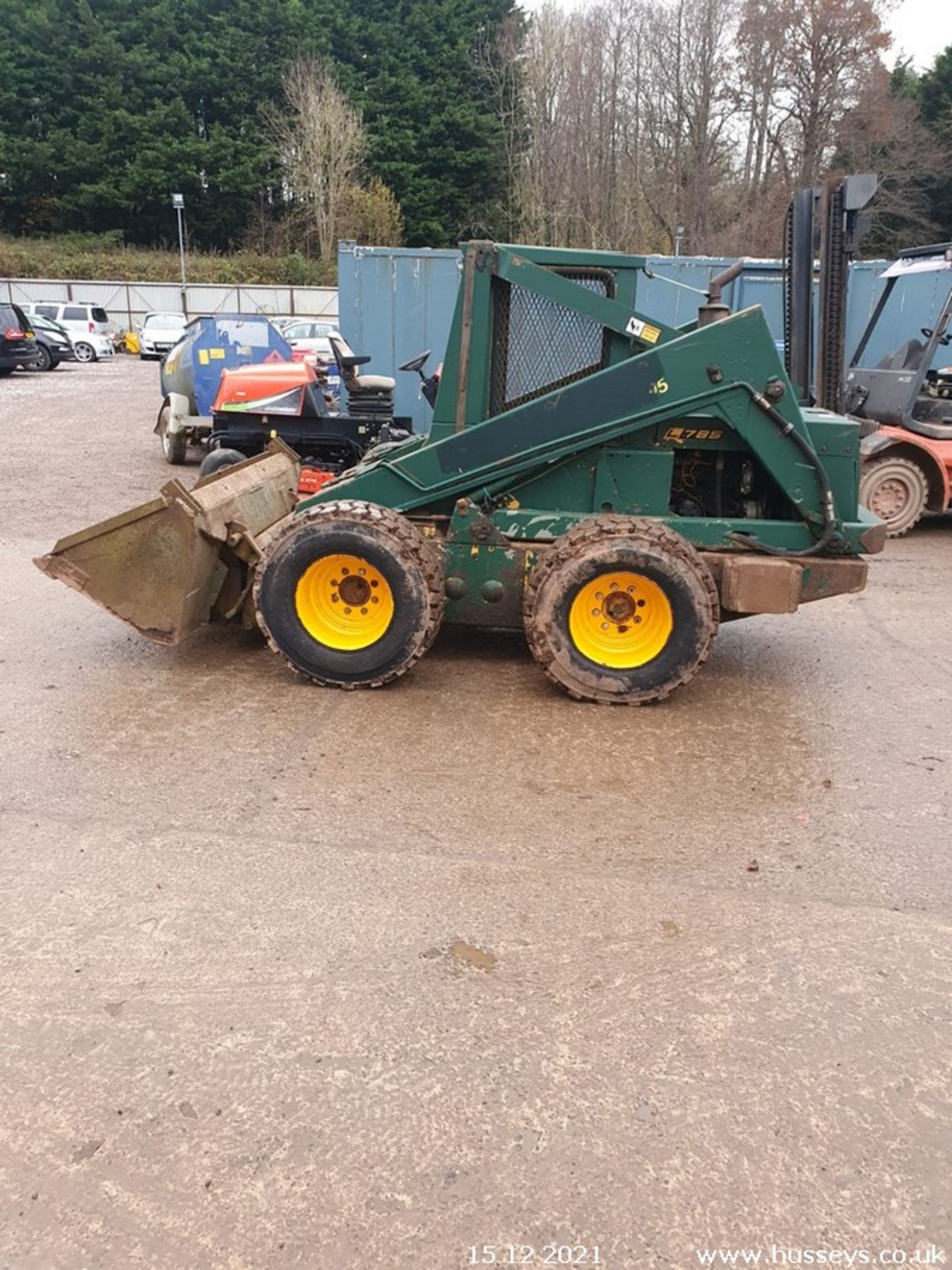 FORD L785 SKIDSTEER C.W BUCKET & DUNG GRAB