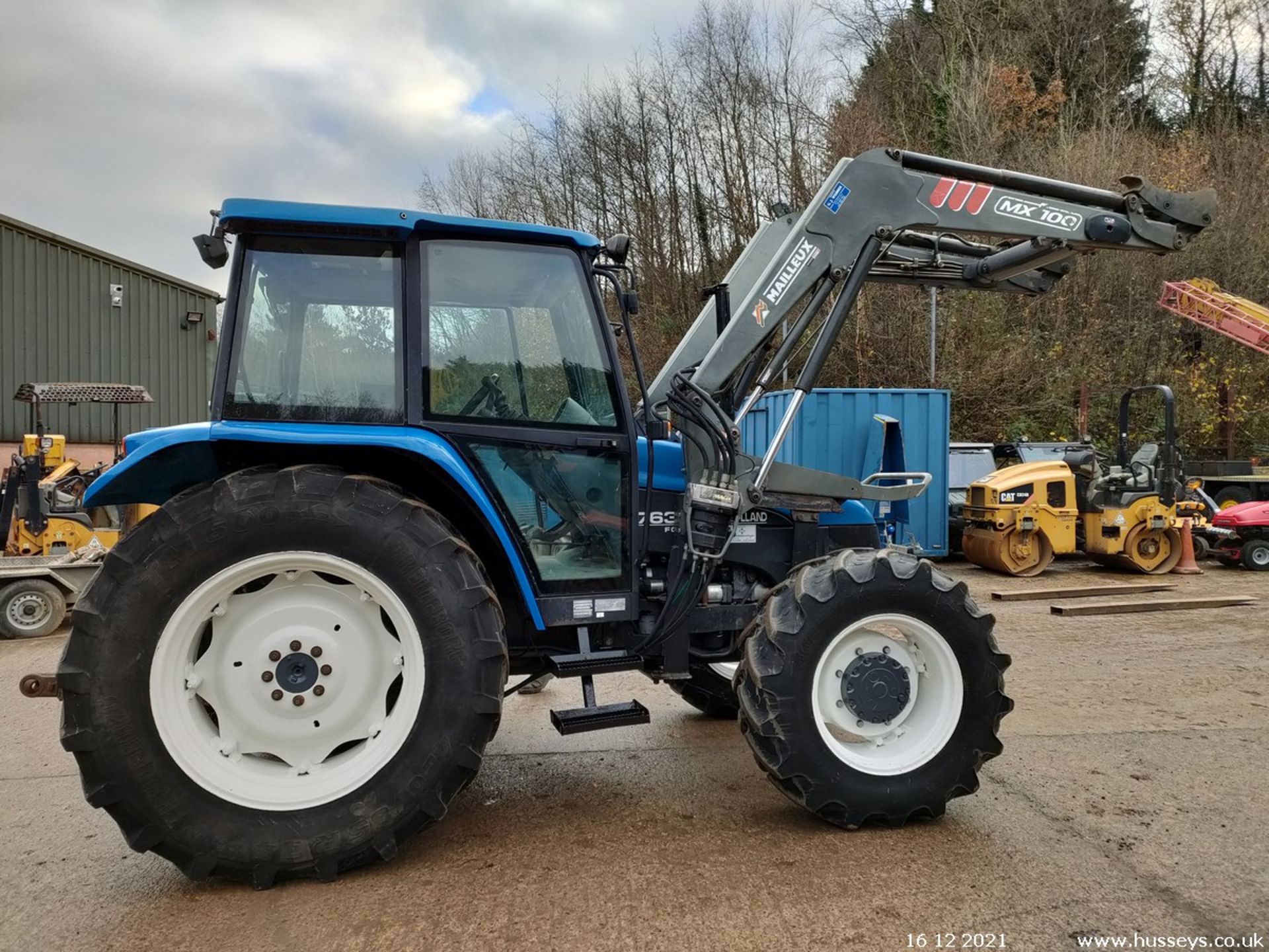 NEW HOLLAND 7635 4WD TRACTOR C/W MX100 LOADER 3663HRS P955 XPR - Image 11 of 15