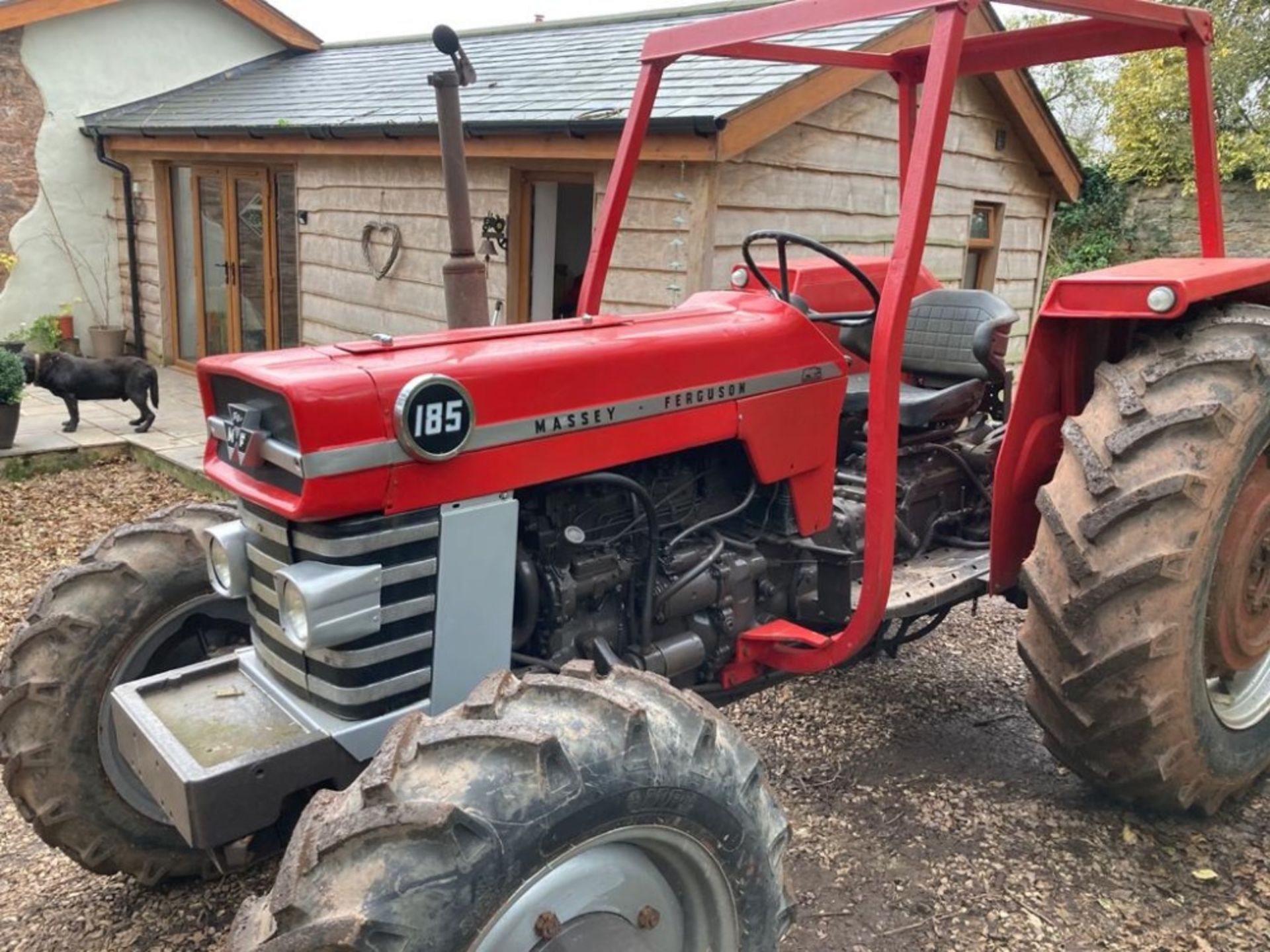 MASSEY FERGUSON 185 4WD TRACTOR - Image 2 of 5