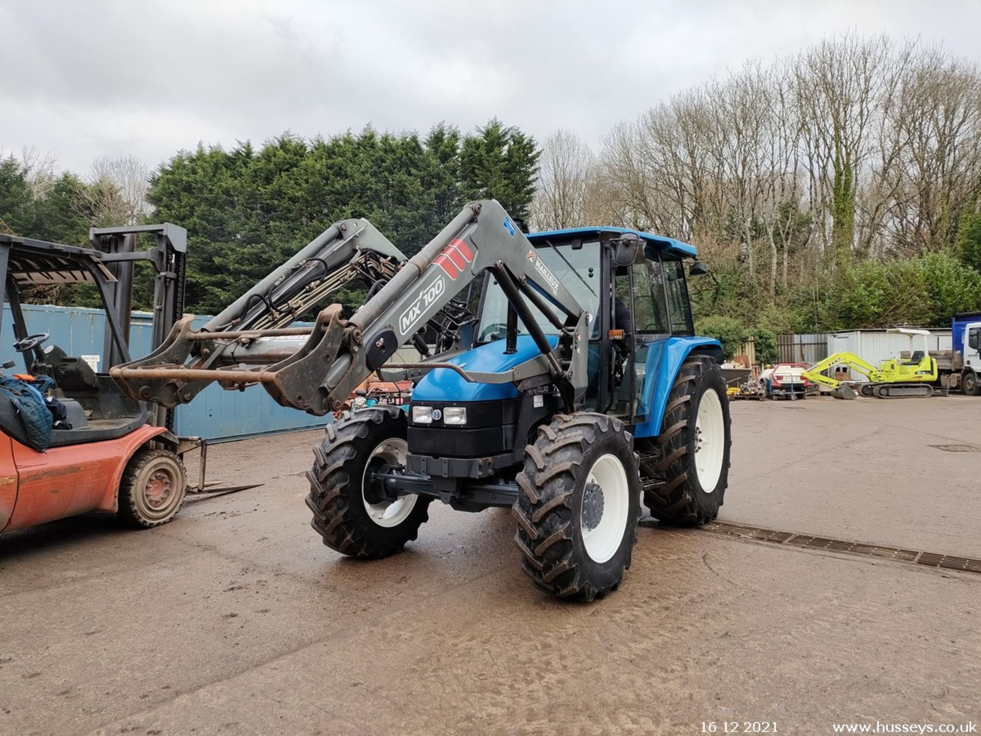 NEW HOLLAND 7635 4WD TRACTOR C/W MX100 LOADER 3663HRS P955 XPR - Image 3 of 15