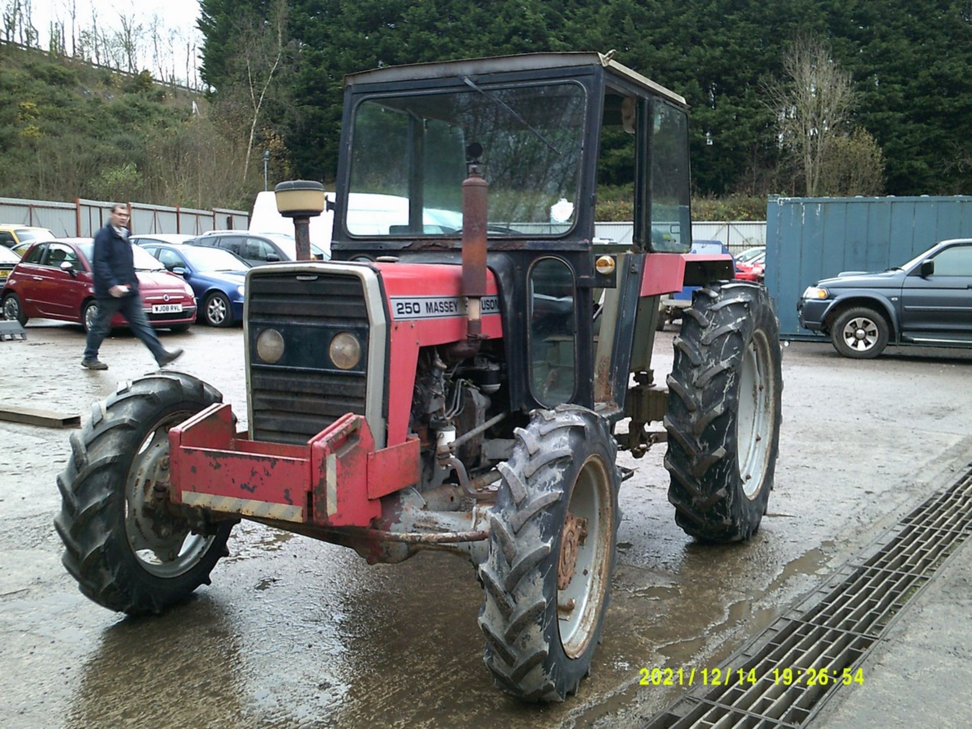 MASSEY FERGUSON 250 4WD TRACTOR AFJ 794Y SHOWING 6602HRS - Image 9 of 11