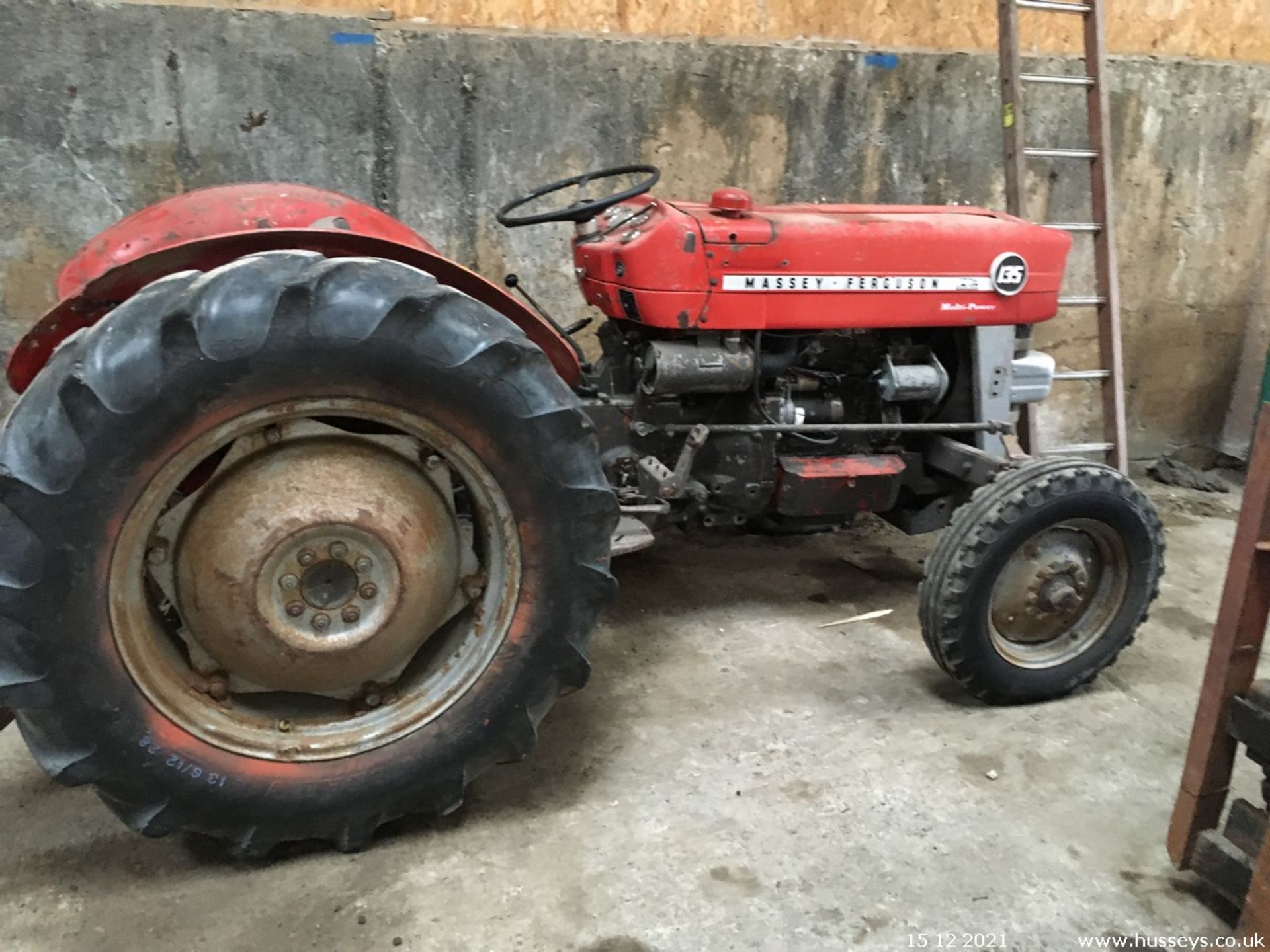 MASSEY FERGUSON 135 MULTI POWER TRACTOR R&D - Image 2 of 2