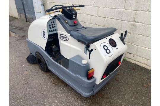 2001 TENNANT HAWK 1356 SWEEPER & RUBBISH COLLECTOR - Image 2 of 10