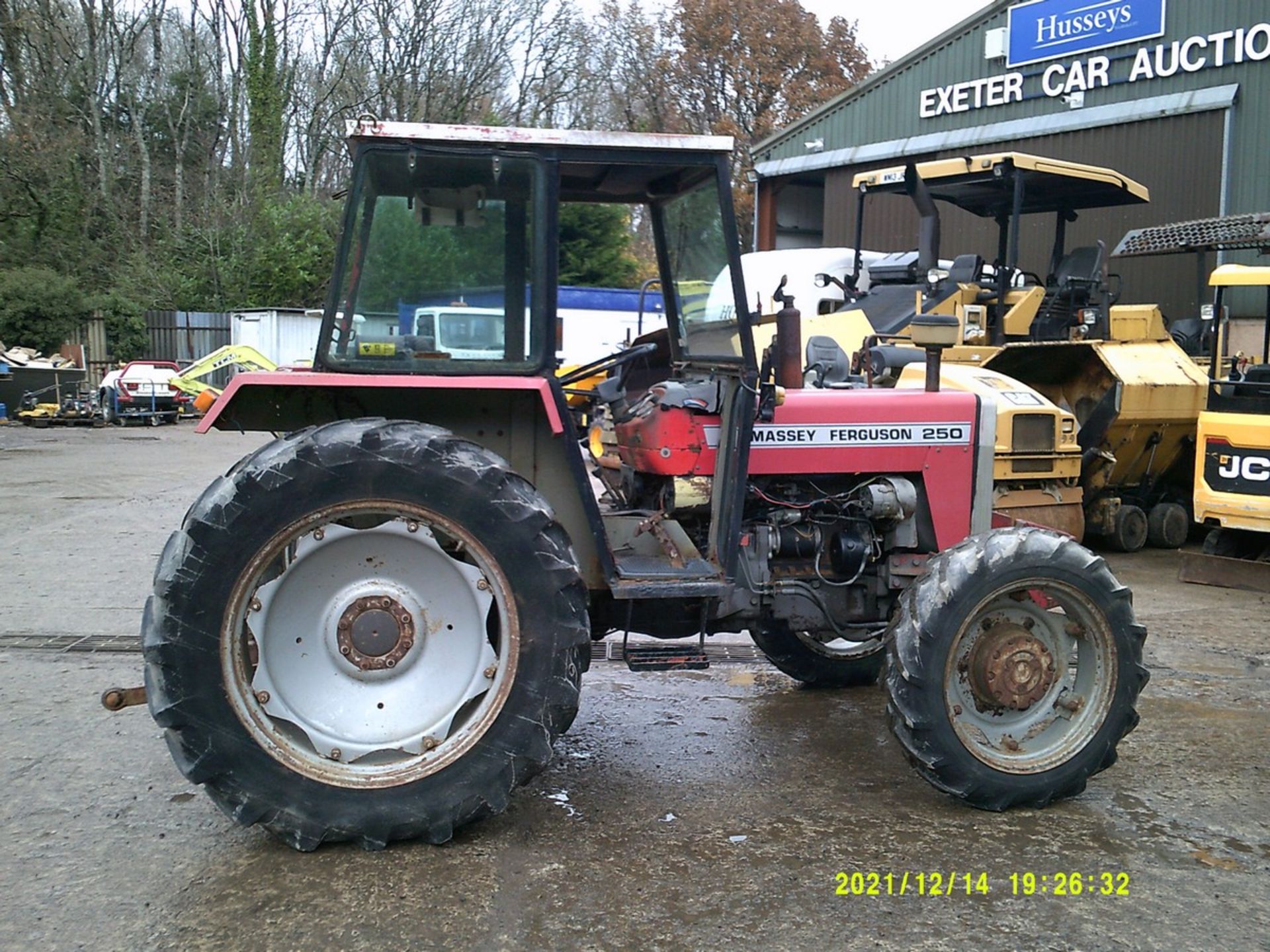 MASSEY FERGUSON 250 4WD TRACTOR AFJ 794Y SHOWING 6602HRS - Image 6 of 11