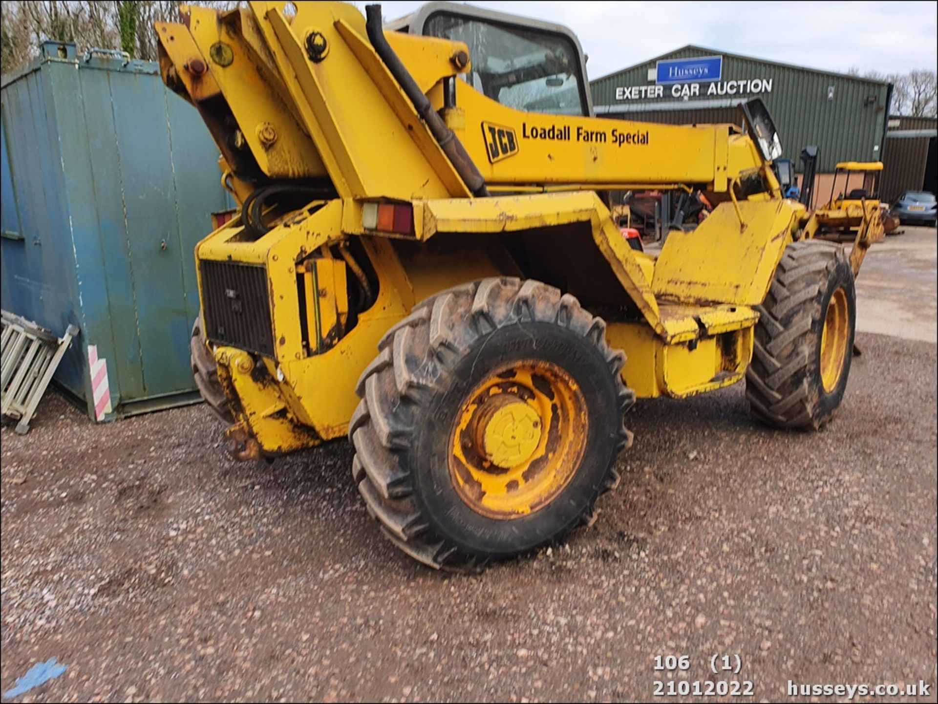 JCB 525-67 FARM SPECIAL LOADALL H175CBK 8800HRS C.W PALLET FORKS - Image 2 of 38