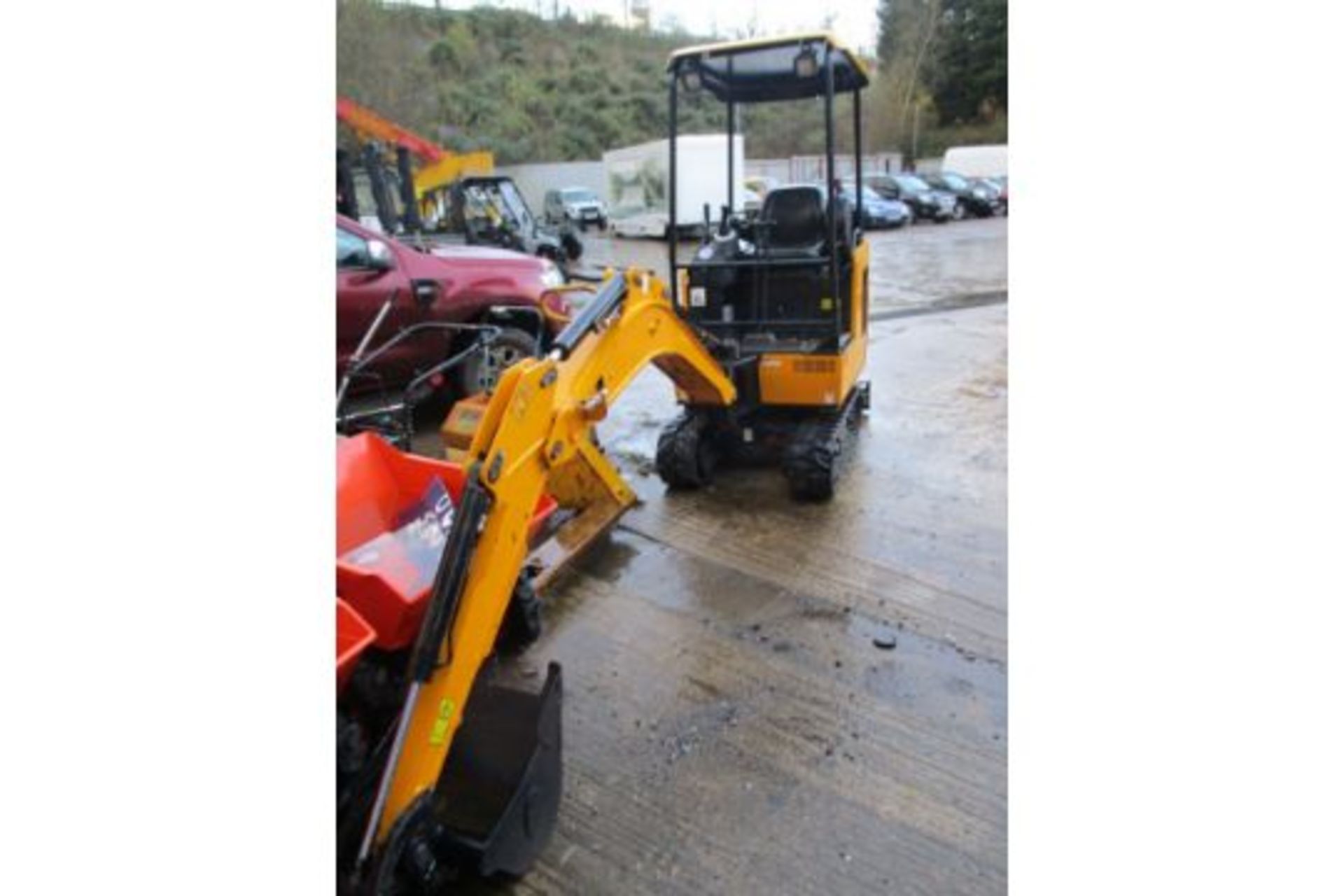 JCB 15C-1 MINI DIGGER 2018 C/W 1 BUCKET 790HRS