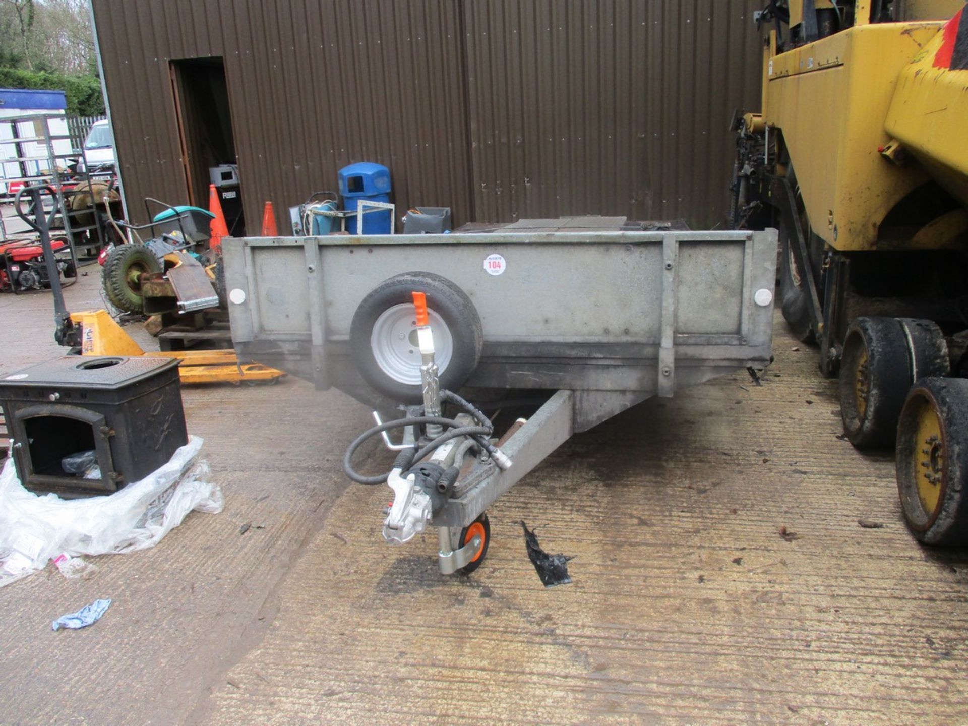 16FT TRI AXLE BATESON TRAILER C.W RAMPS - Image 2 of 6