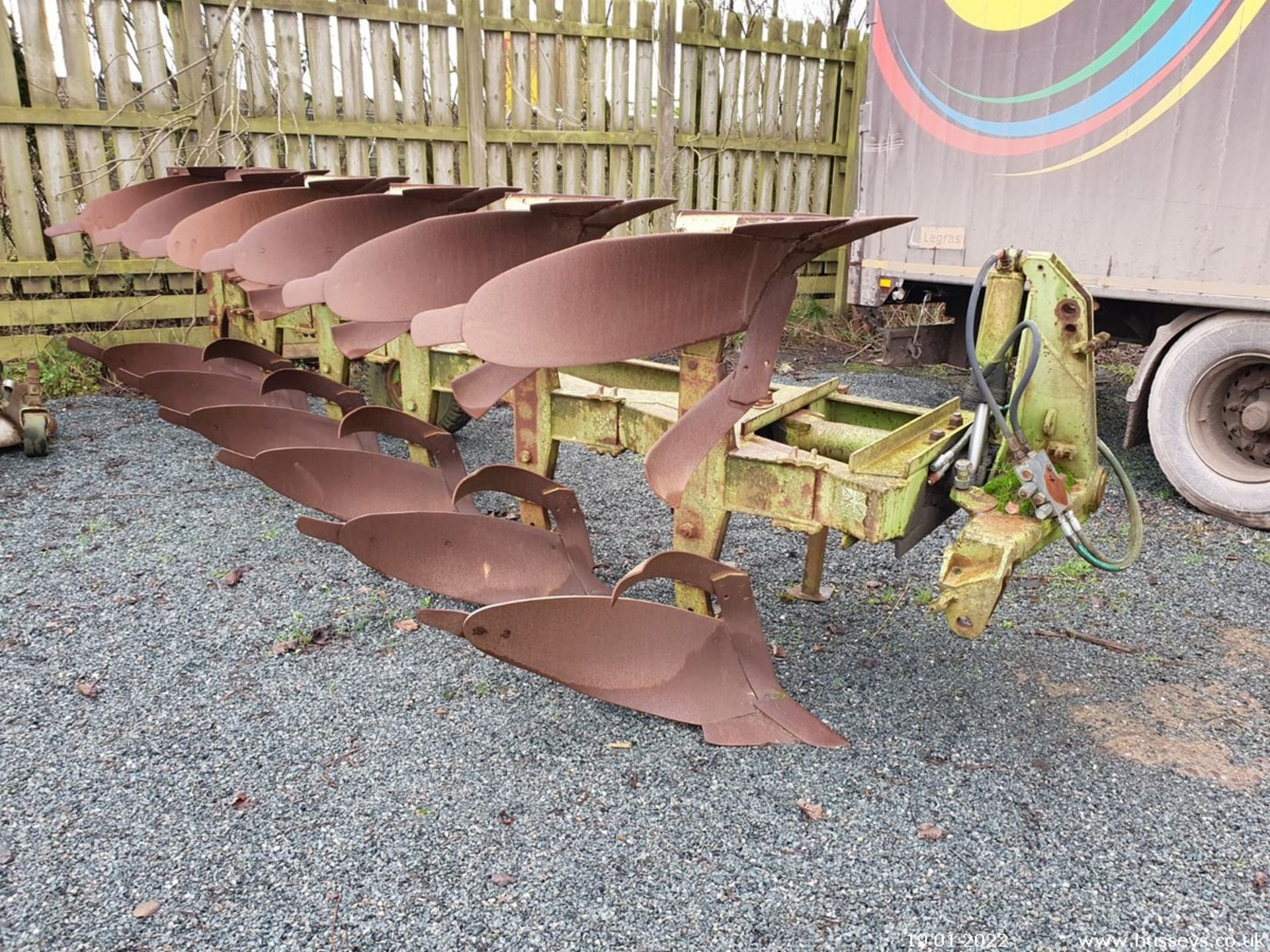 DOWDESWELL 6 FURROW REVERSIBLE PLOUGH (COLLECT FROM WINKLEIGH)