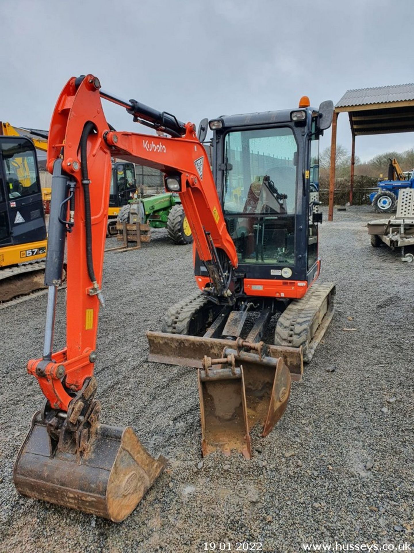 KUBOTA U27-4 DIGGER C.W 3 BUCKETS 2016 1725HRS RDD (COLLECT FROM WINKLEIGH)