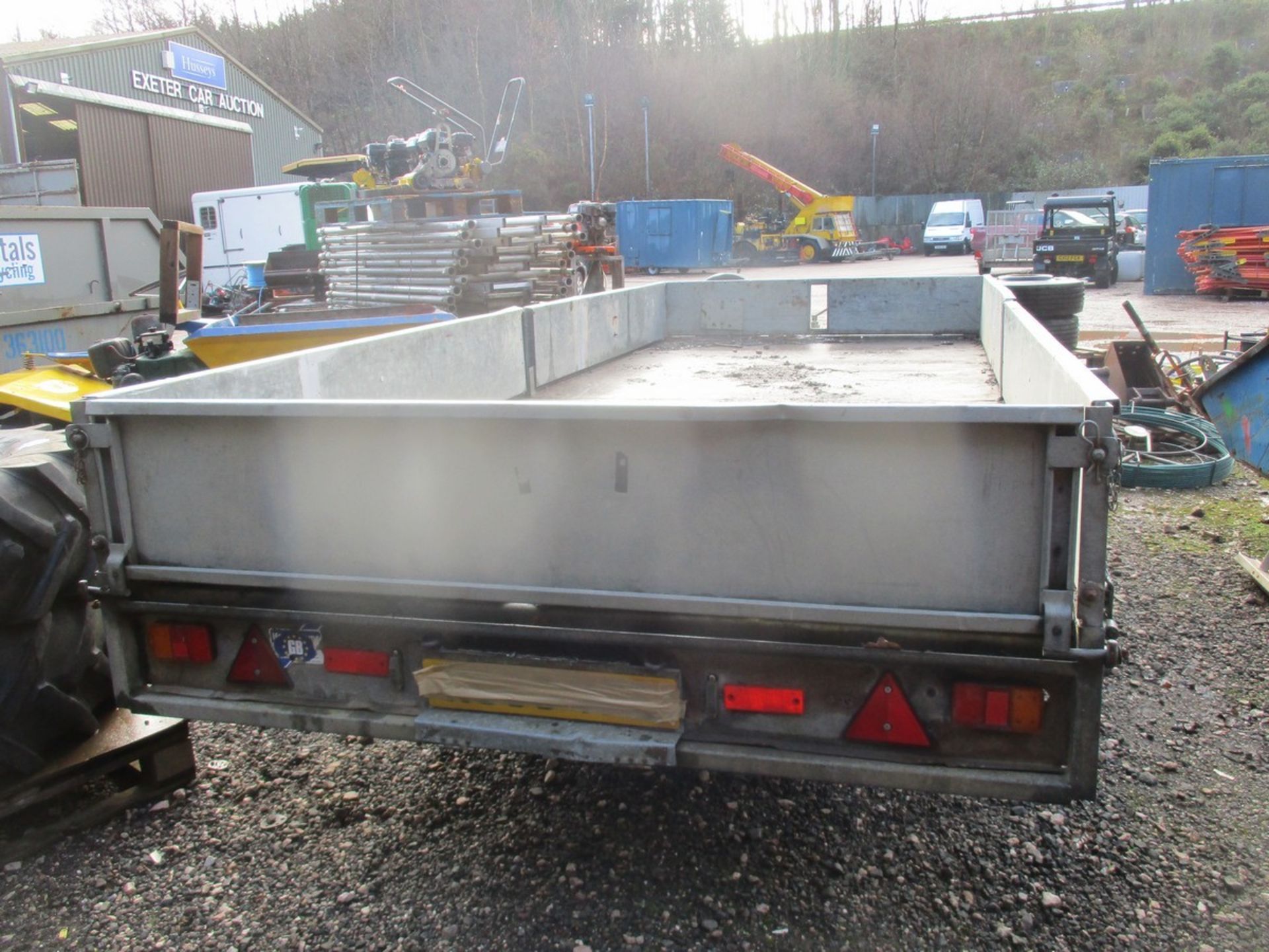 16FT IFOR WILLIAMS TWIN AXLE DROPSIDE TRAILER C/W LIGHTWEIGHT RAMPS - Image 4 of 7