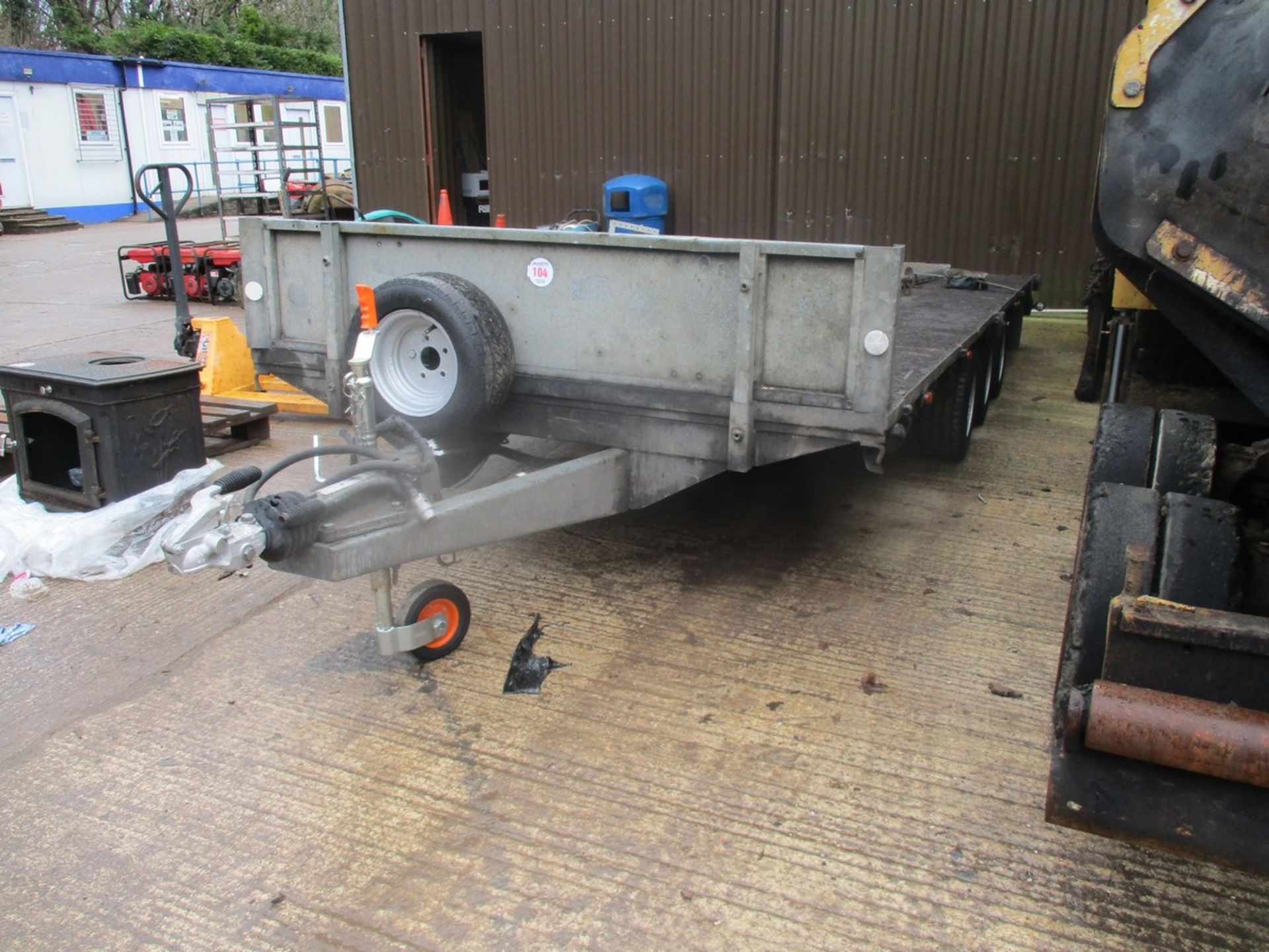 16FT TRI AXLE BATESON TRAILER C.W RAMPS