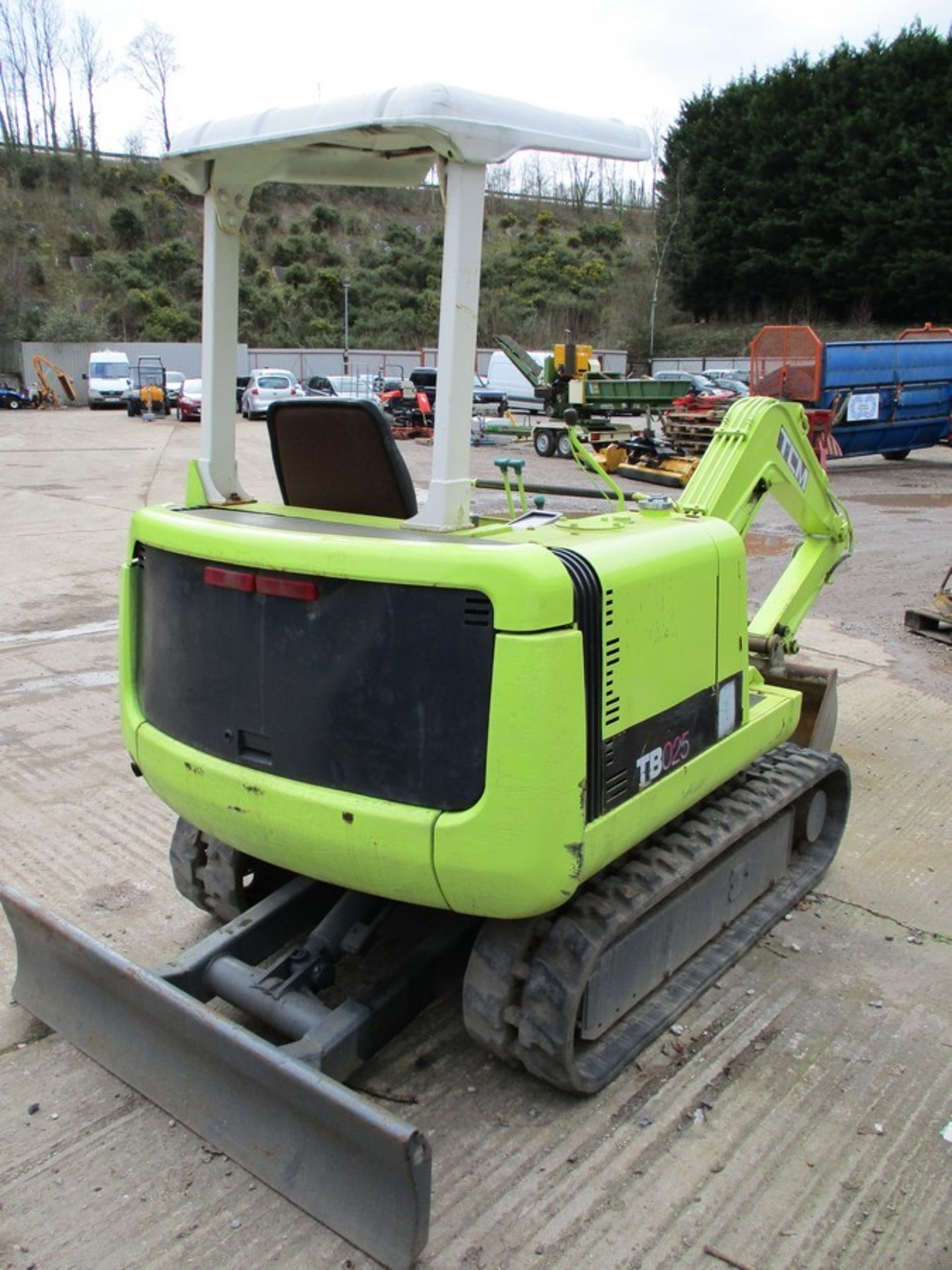 TAKEUCHI TB025 DIGGER - Image 3 of 4