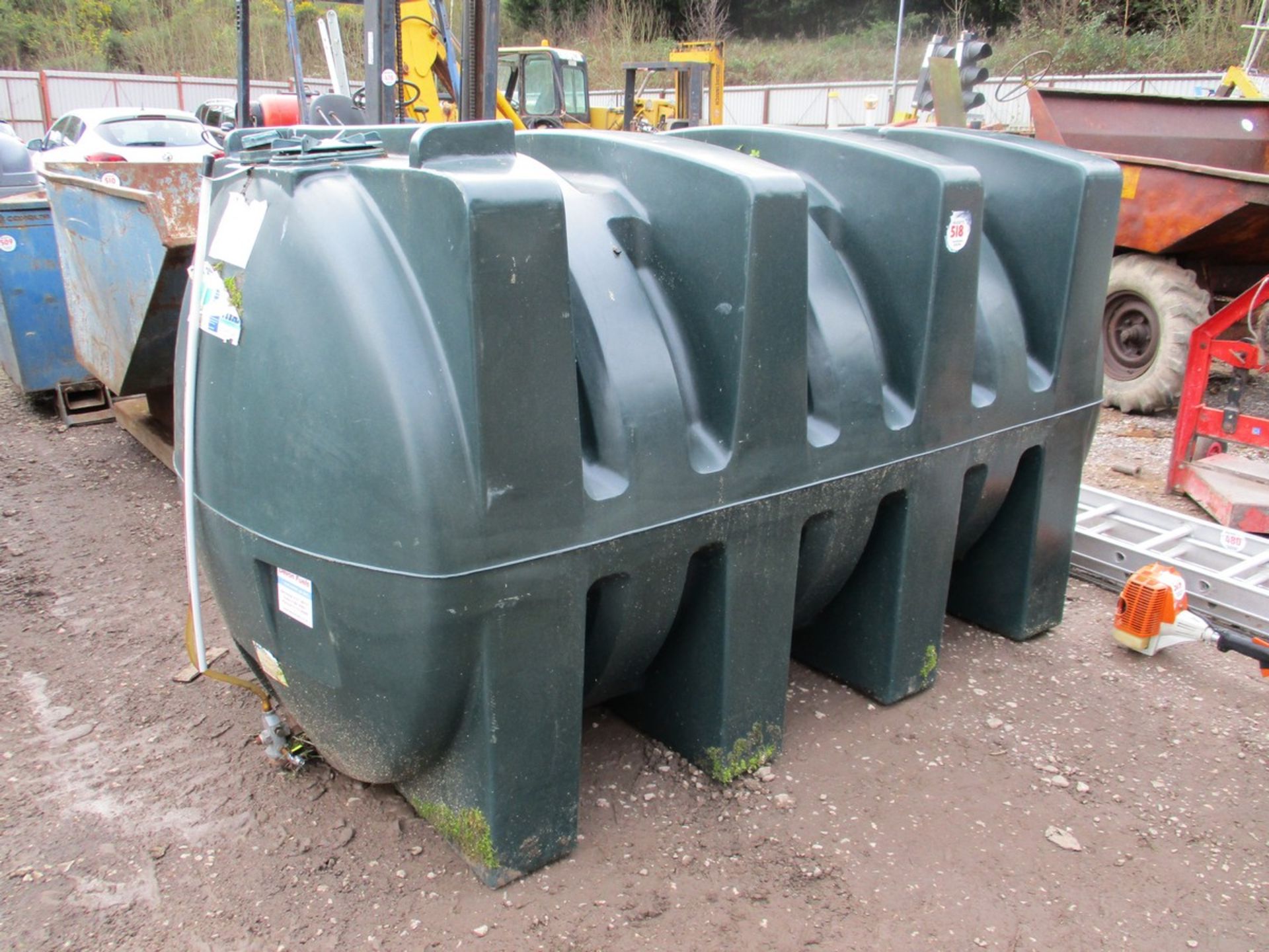 2200 LITRE OIL TANK