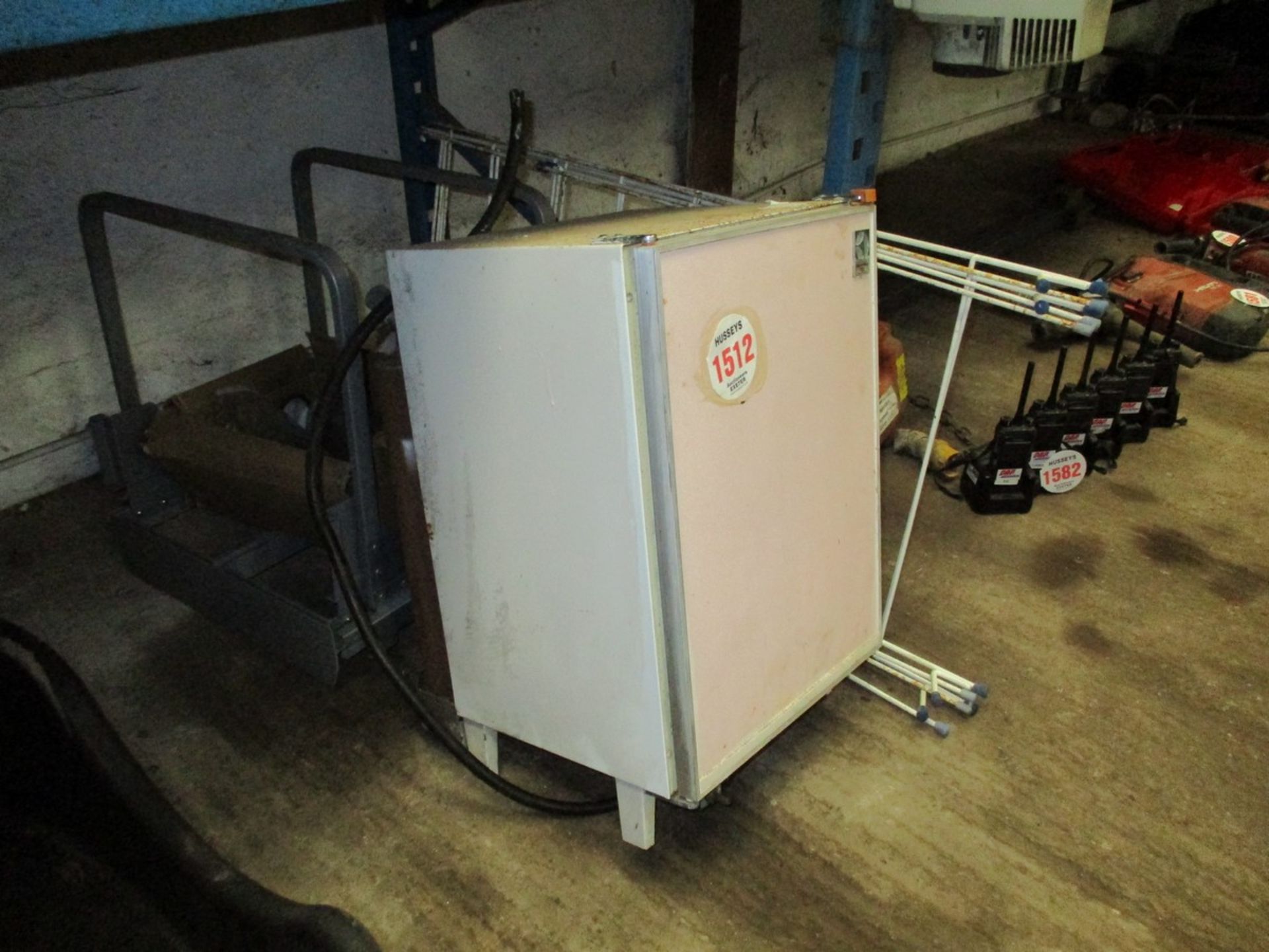 RETRO GAS CARAVAN FRIDGE & ACCOUTREMENTS (BUYER TAKES ALL)