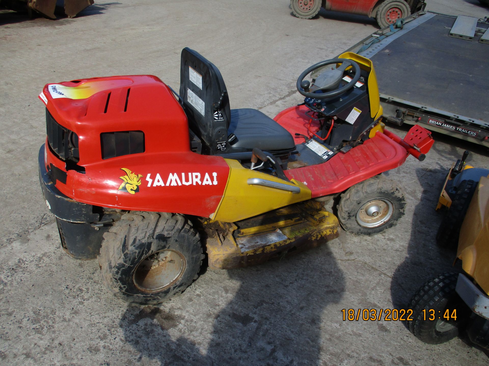 SAMURAI BRUSHCUTTER RIDE ON MOWER SHOWING 1105HRS - Image 3 of 4