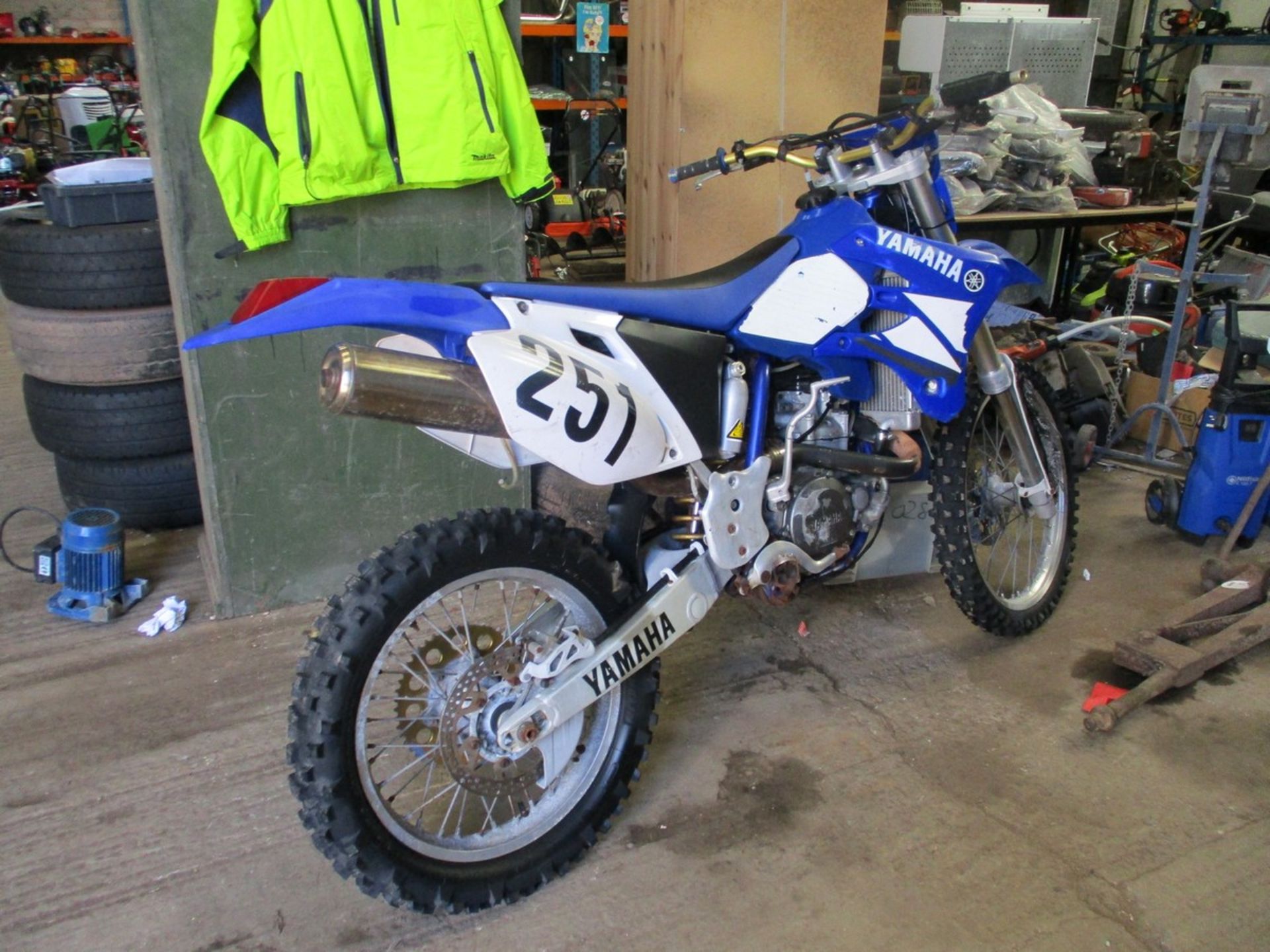 YAMAHA WR450 MOTORBIKE