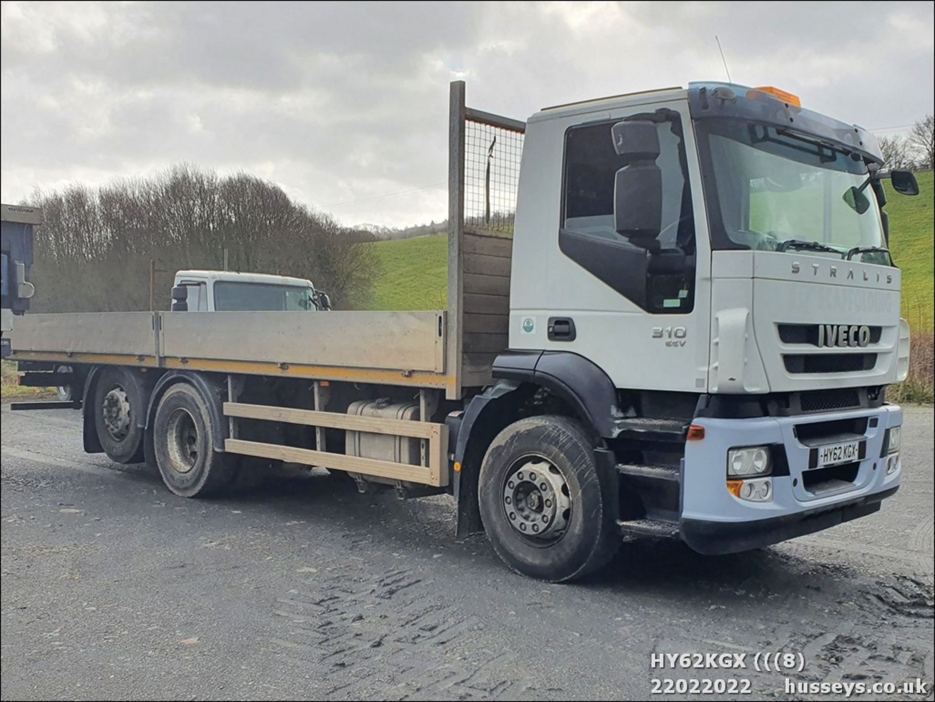 12/62 IVECO STRALIS - 7790cc 2dr Flat Bed (White)