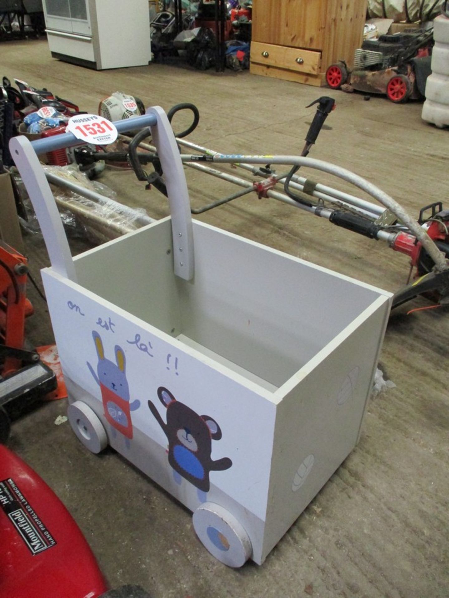 WHEELED TOY BOX