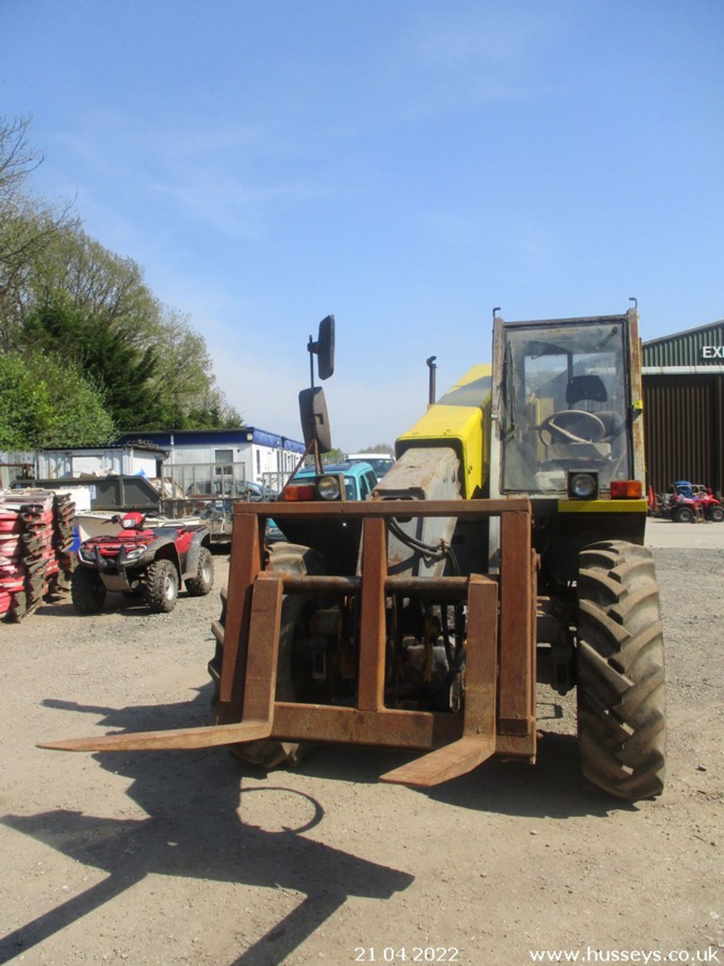 JCB TELEHANDLER C.W PALLET FORKS SHOWING 2800HRS - Image 8 of 10