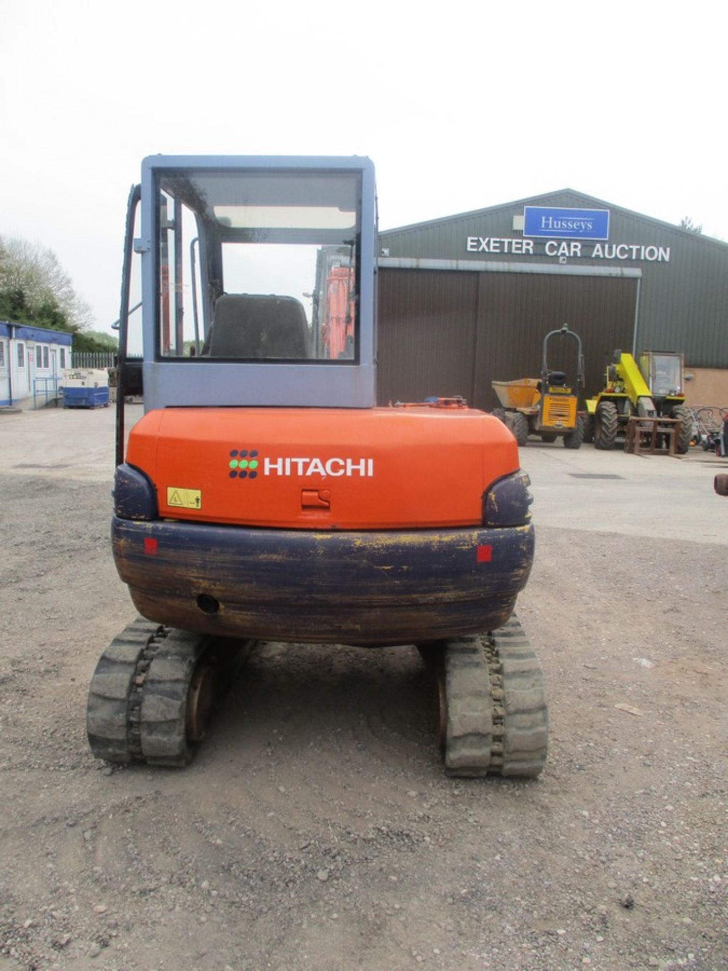 HITACHI EX45-2 SWING SHOVEL 2003 2571HRS C.W 3 BUCKETS - Image 2 of 9