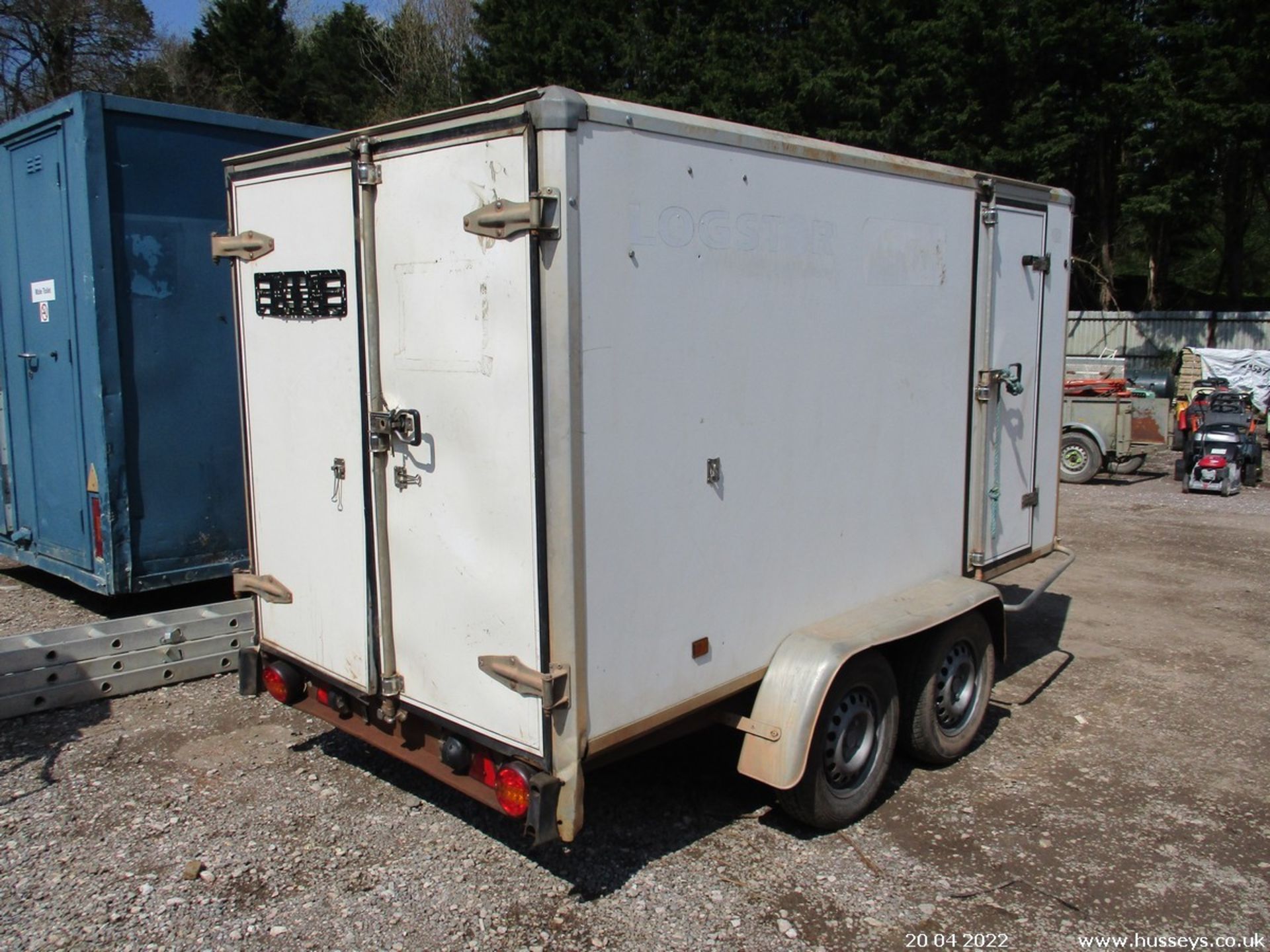 TWIN AXLE BOX TRAILER - Image 3 of 5