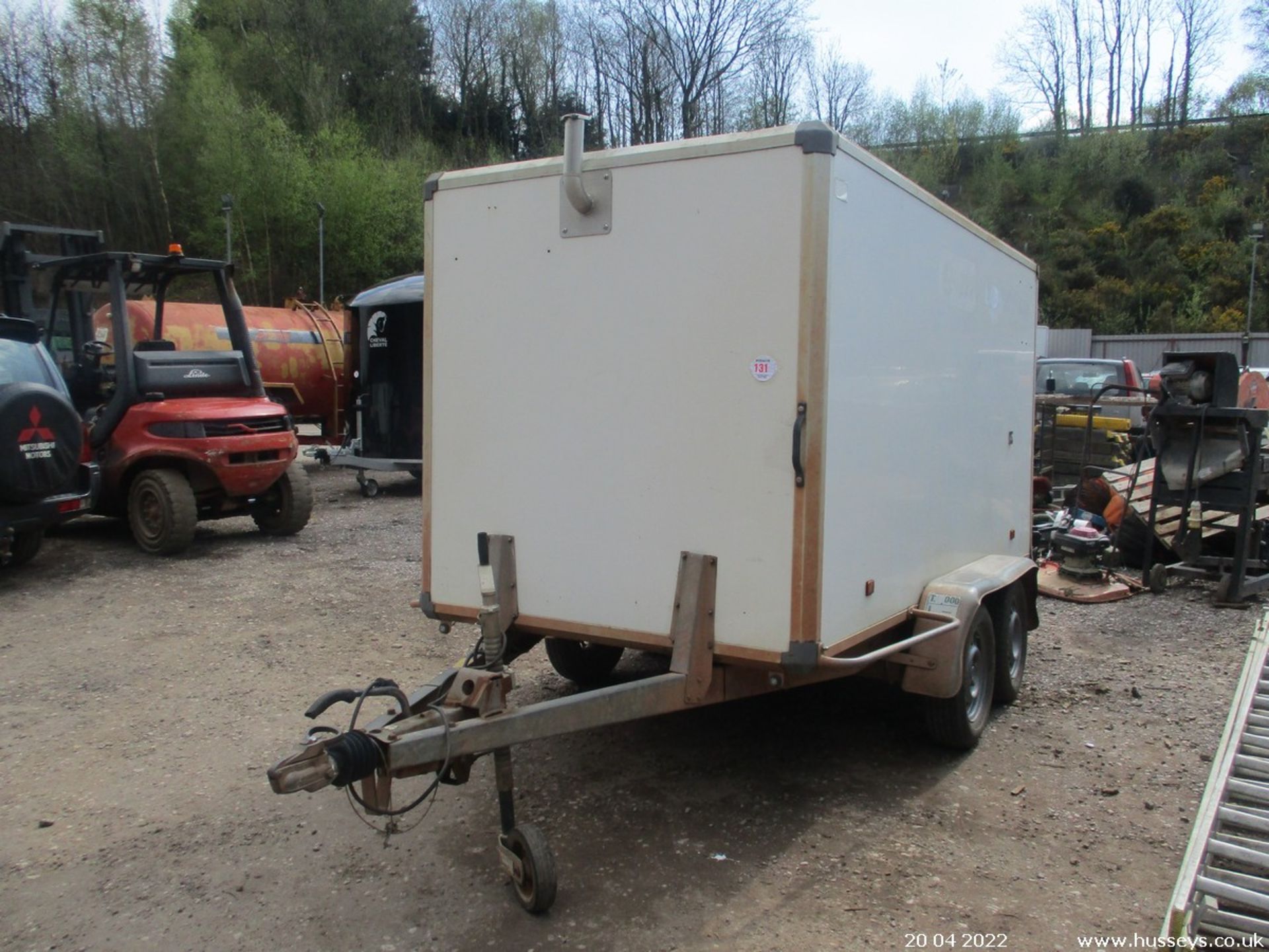 TWIN AXLE BOX TRAILER - Image 2 of 5