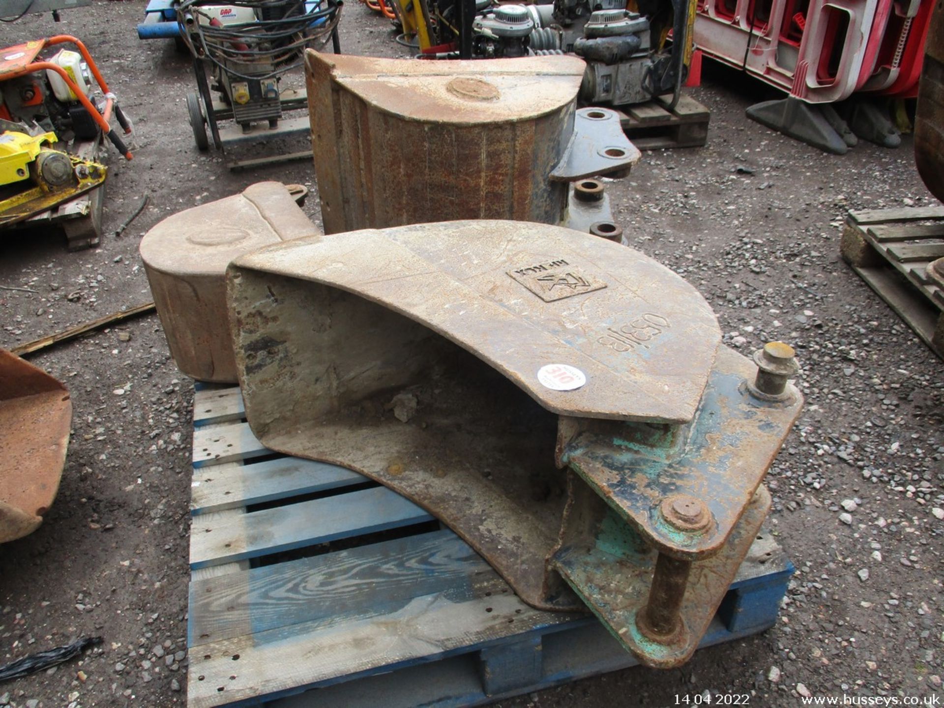 PALLET OF DIGGER BUCKETS - Image 2 of 2