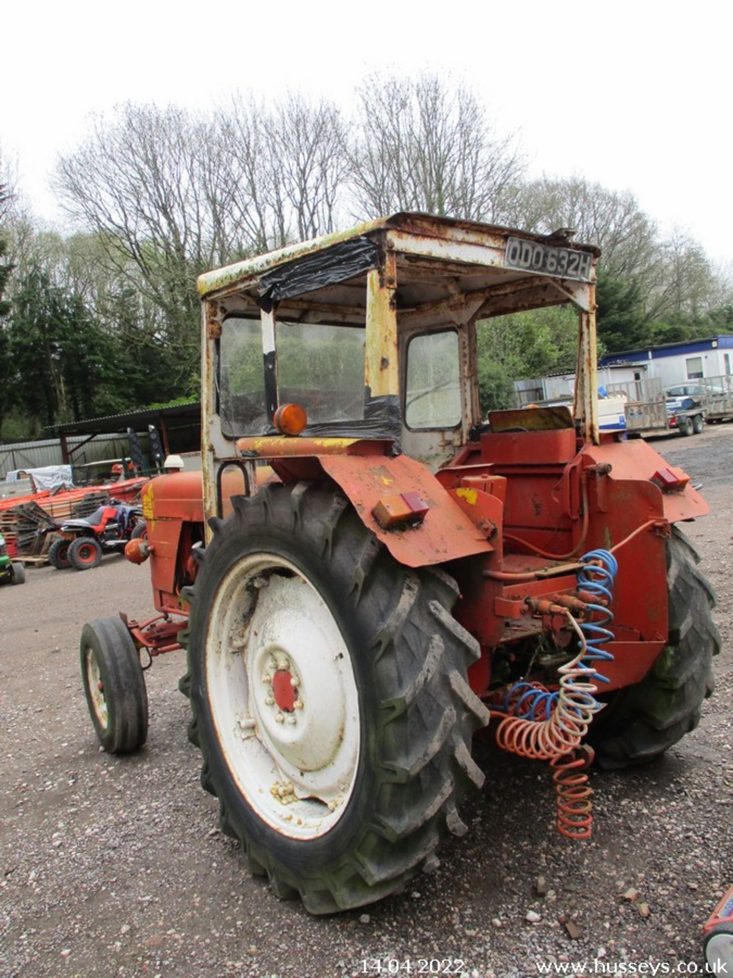 DAVID BROWN 990 TRACTOR - Image 2 of 8